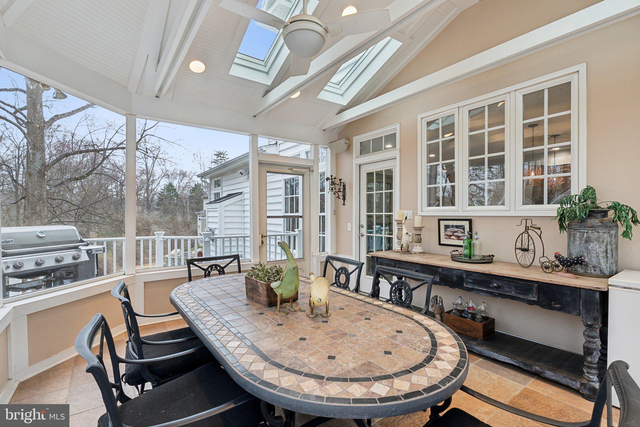 LAKELANDS - Residential