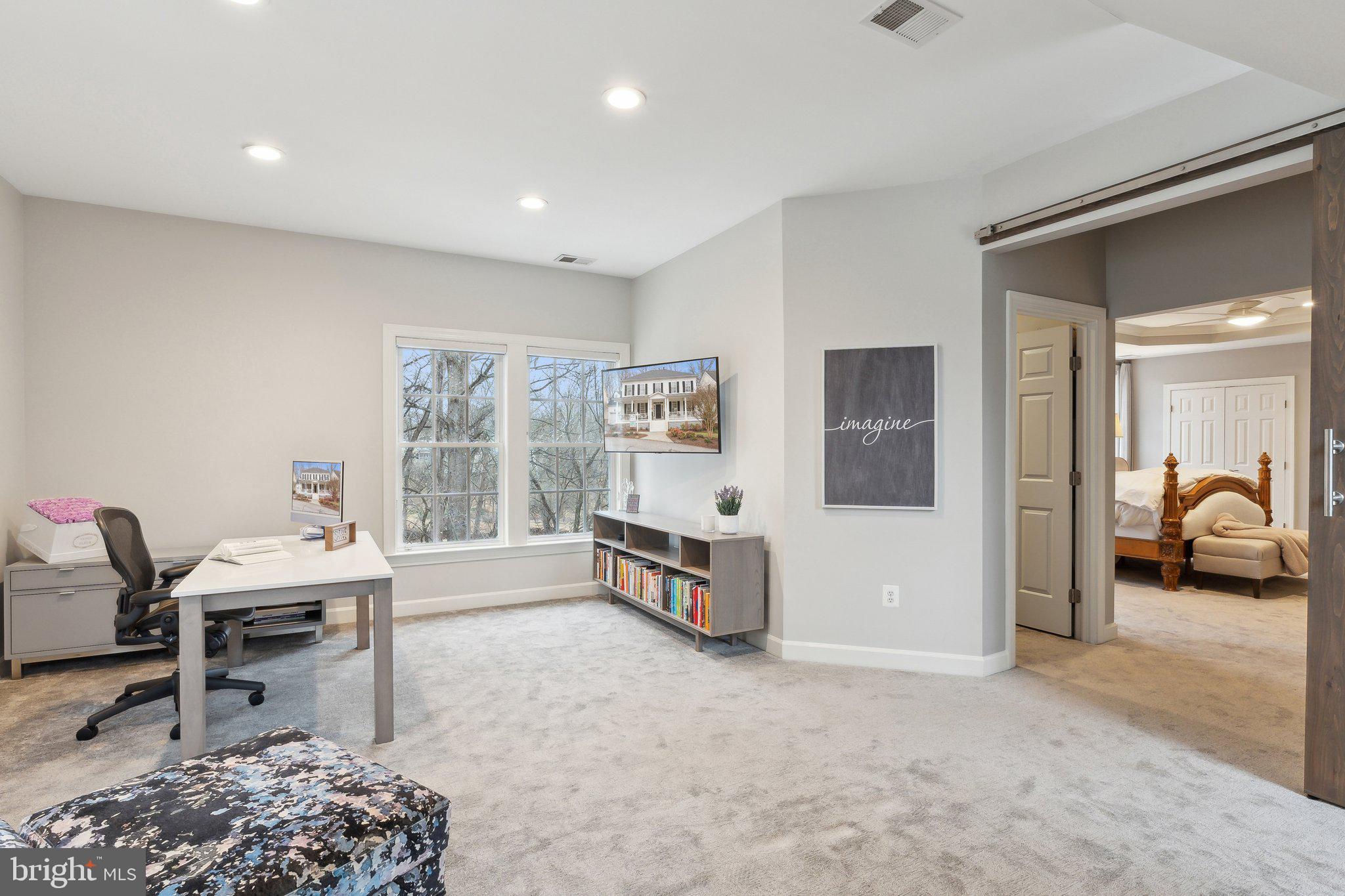 LAKELANDS - Residential