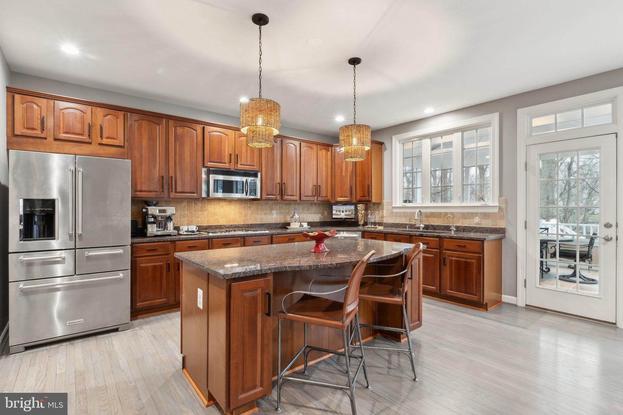 LAKELANDS - Residential