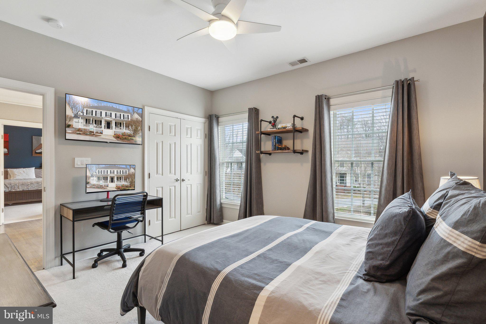 LAKELANDS - Residential