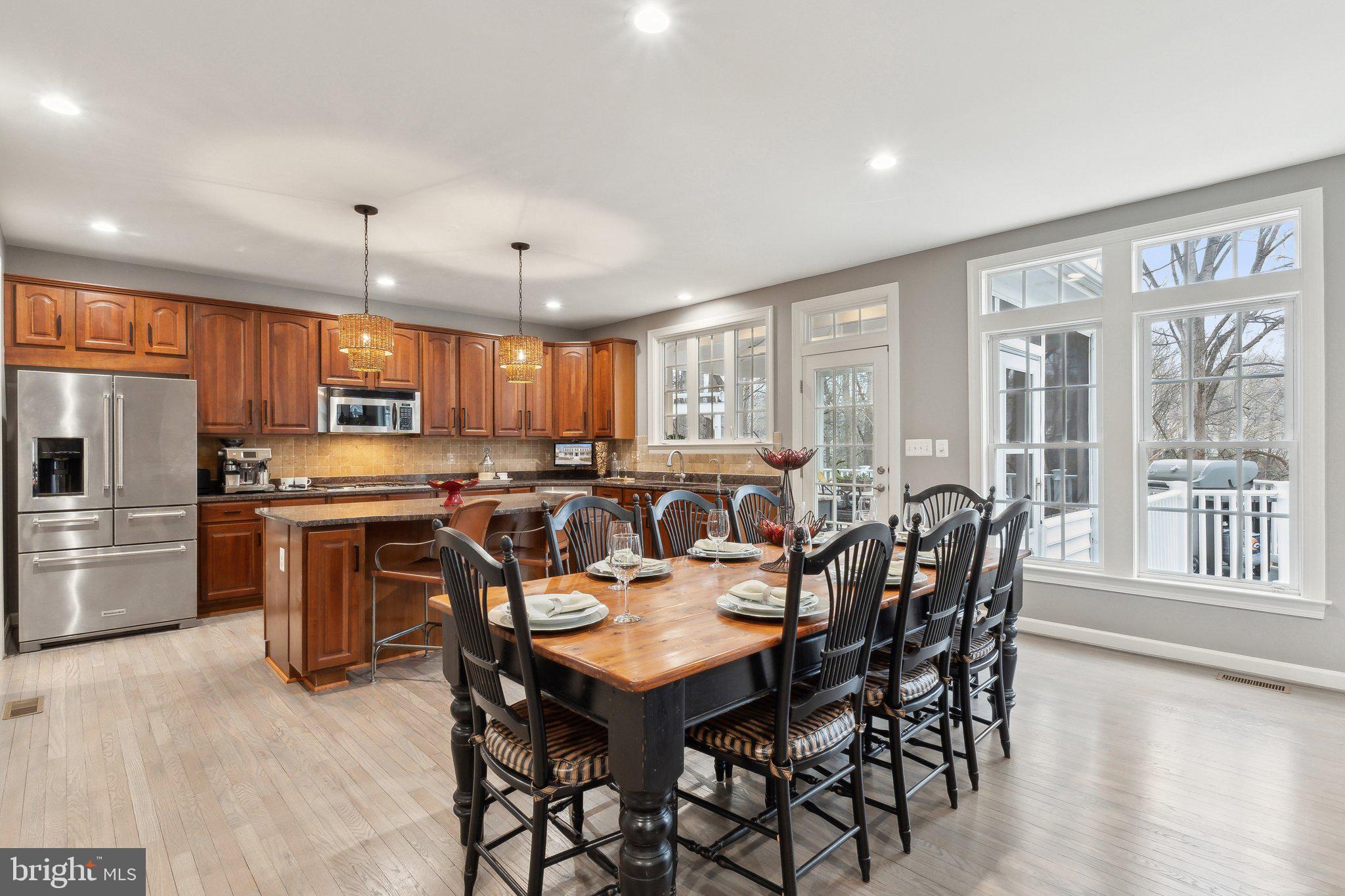 LAKELANDS - Residential