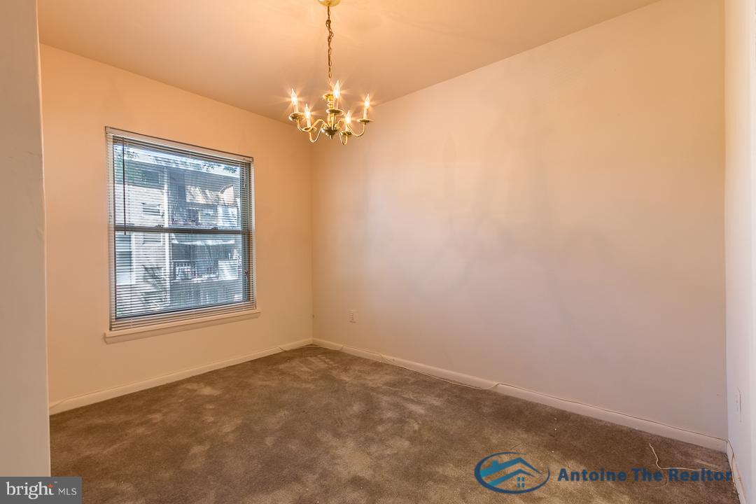 MARLOW TOWERS CONDOMINIUMS - Residential Lease