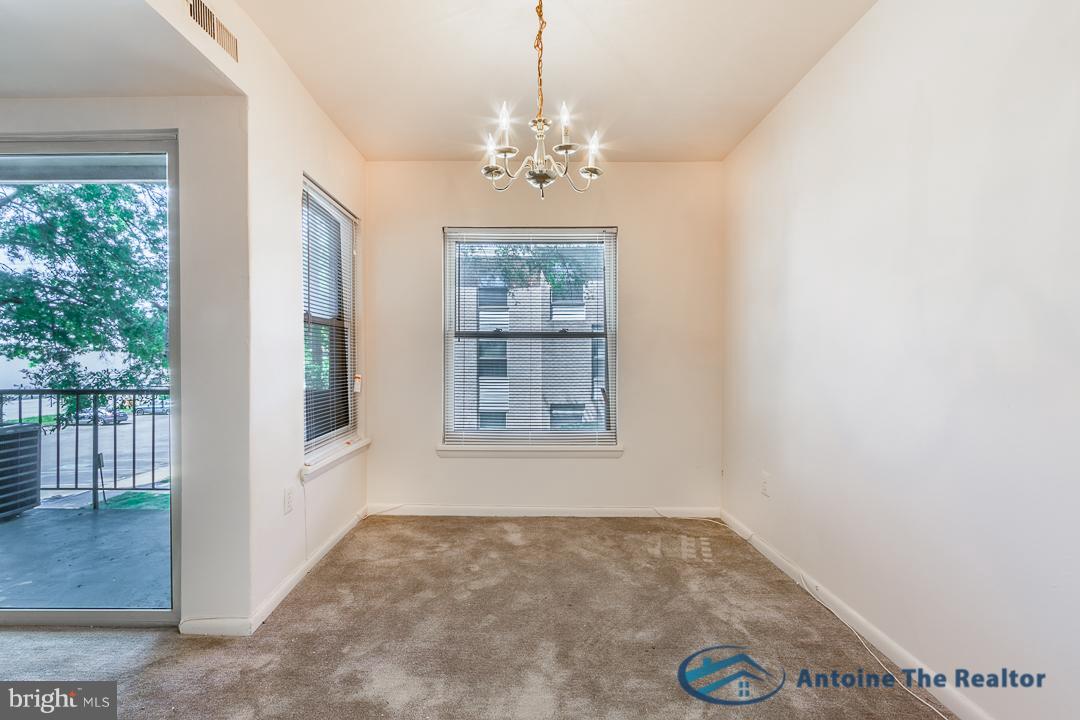 MARLOW TOWERS CONDOMINIUMS - Residential Lease