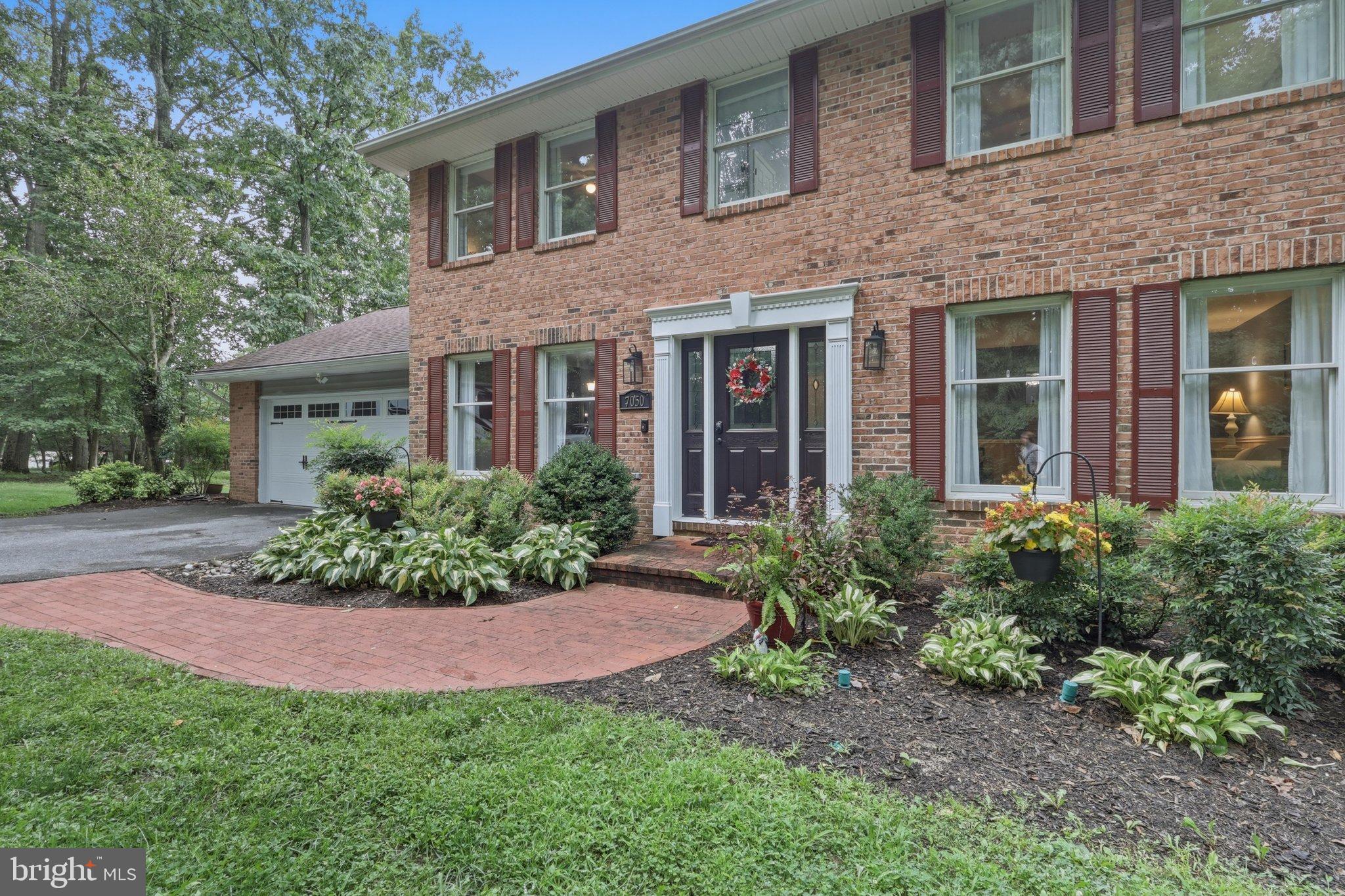7050 SHADYSIDE DRIVE