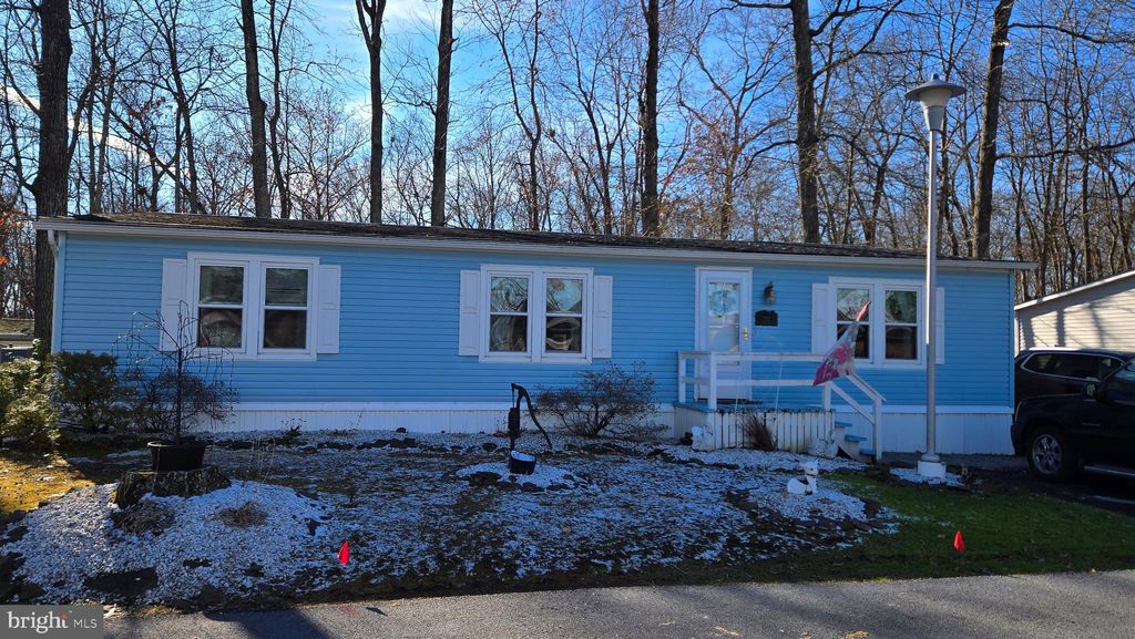 Photo of 727 Dogwood Drive, GREEN LANE, PA 18054 (MLS # PAMC2163104)