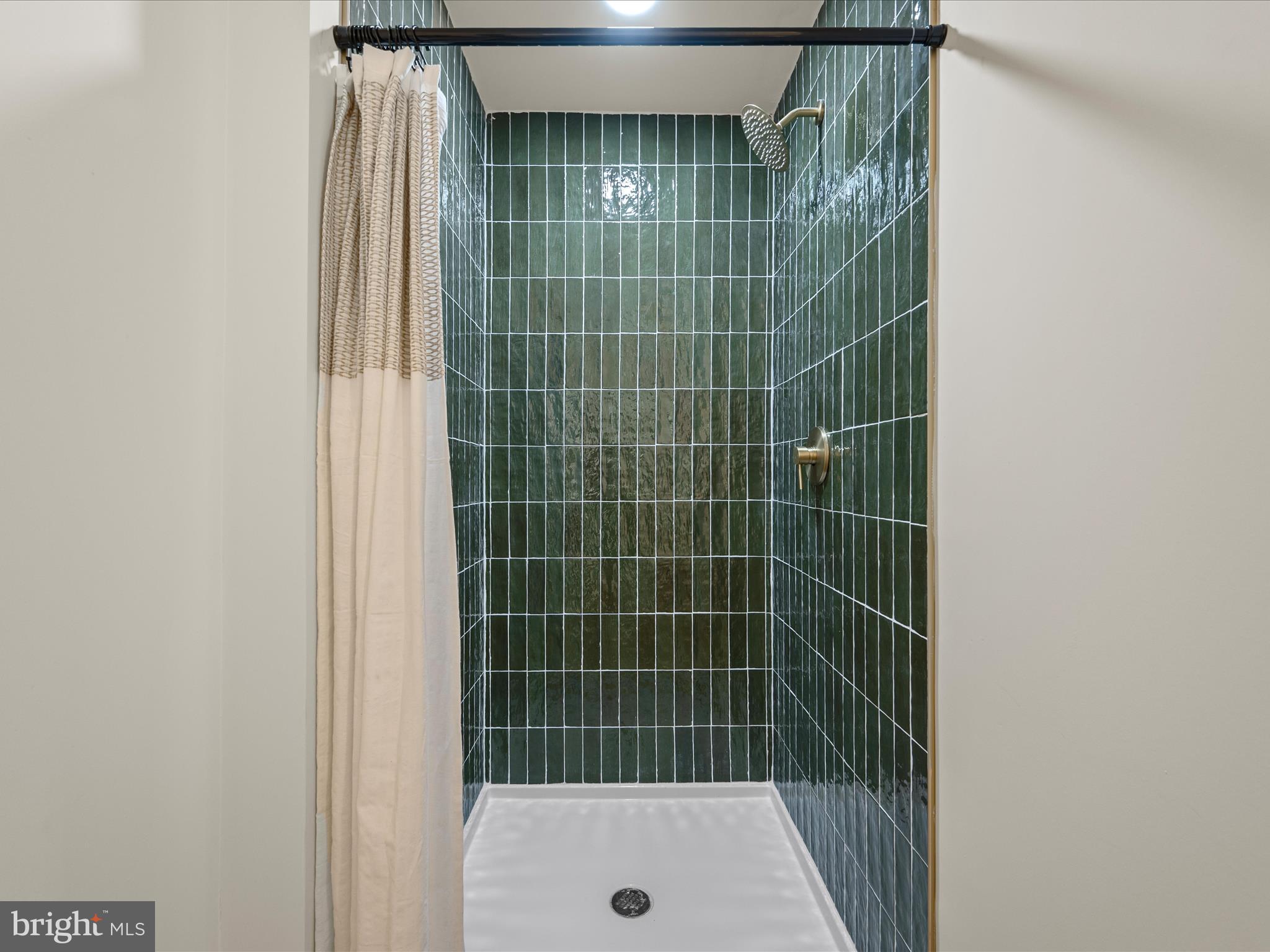 SHENANWOOD - Residential