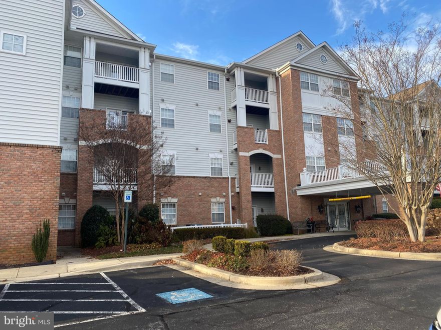 Looking to downsize and live somewhere with one-level living?  If so then this is the place for you.  This spacious unit has 2 large bedrooms and a small den that can be used as an office or sitting area.   Since this unit is a corner unit it is bright with many windows and faces the rear with a lovely tree view.  Walking distance to 2 grocery stores and plenty of shops, restaurants, and banks.  No car necessary.  Unit comes with 1 parking space in the covered garage.  This is a 55+ building so at least one occupant needs to be 55.  Lease date is flexible.   Owner agent.