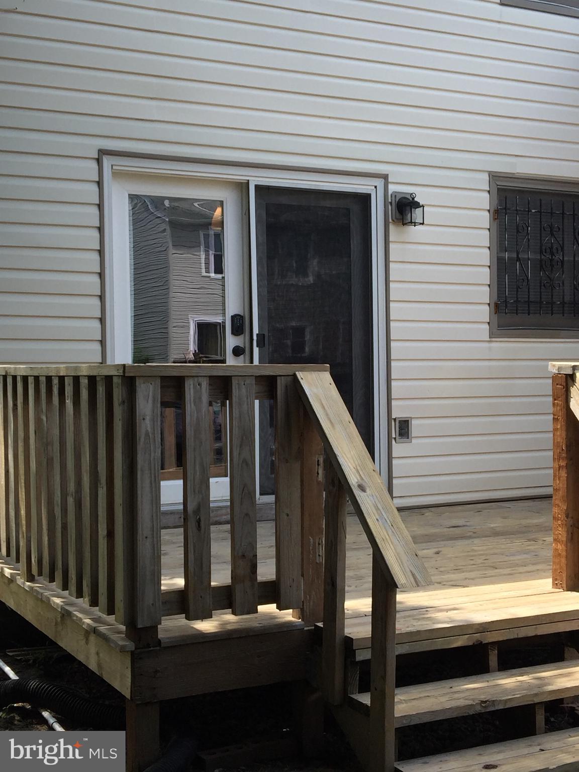 WALLACE MANOR - Residential Lease