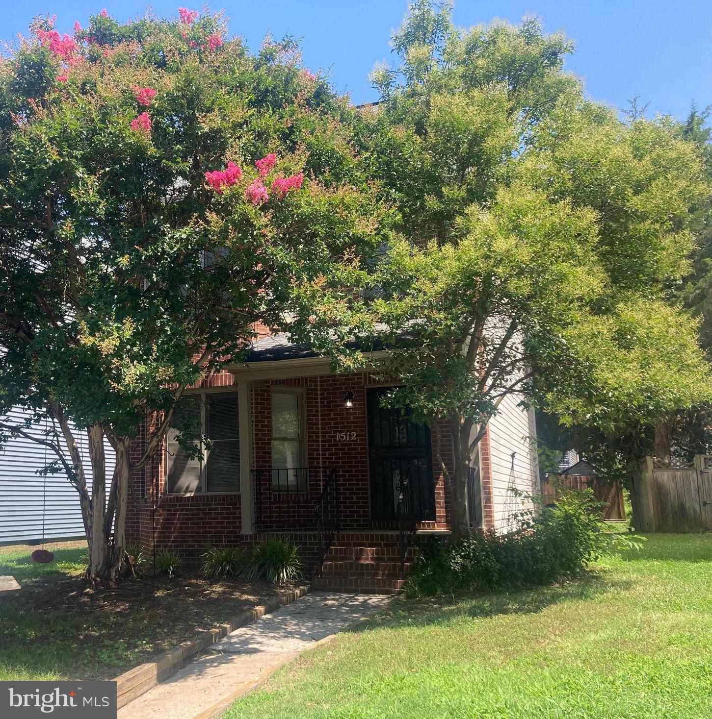 WALLACE MANOR - Residential Lease