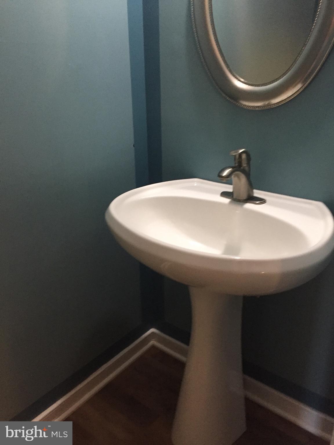 WALLACE MANOR - Residential Lease