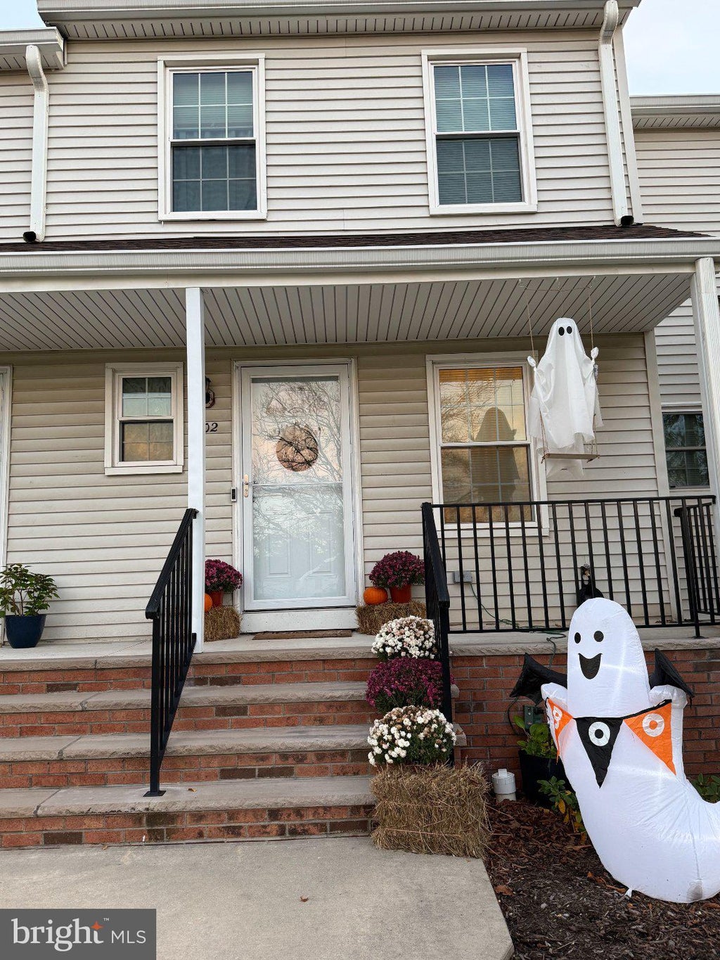 Photo of 1602 Newbury Court, FLEMINGTON, NJ 08822 (MLS # NJHT2005552)