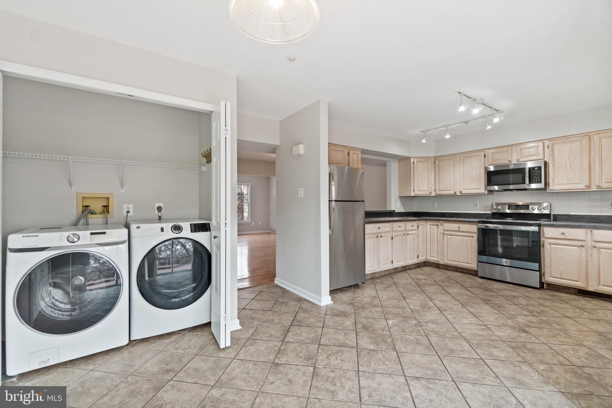 VILLAGE OF DORSEY SEARCH - Residential