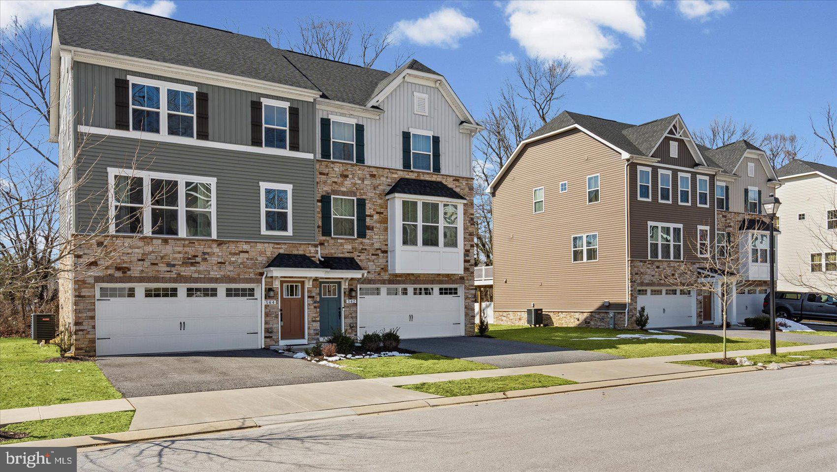 QUIET WATERS AT NORMAN CREEK - Residential