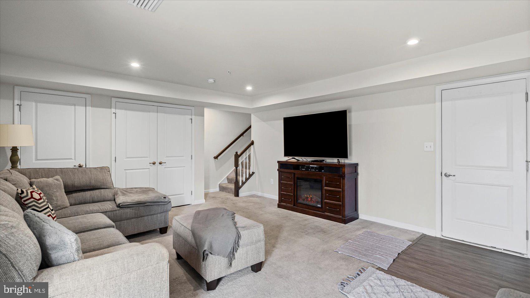 QUIET WATERS AT NORMAN CREEK - Residential