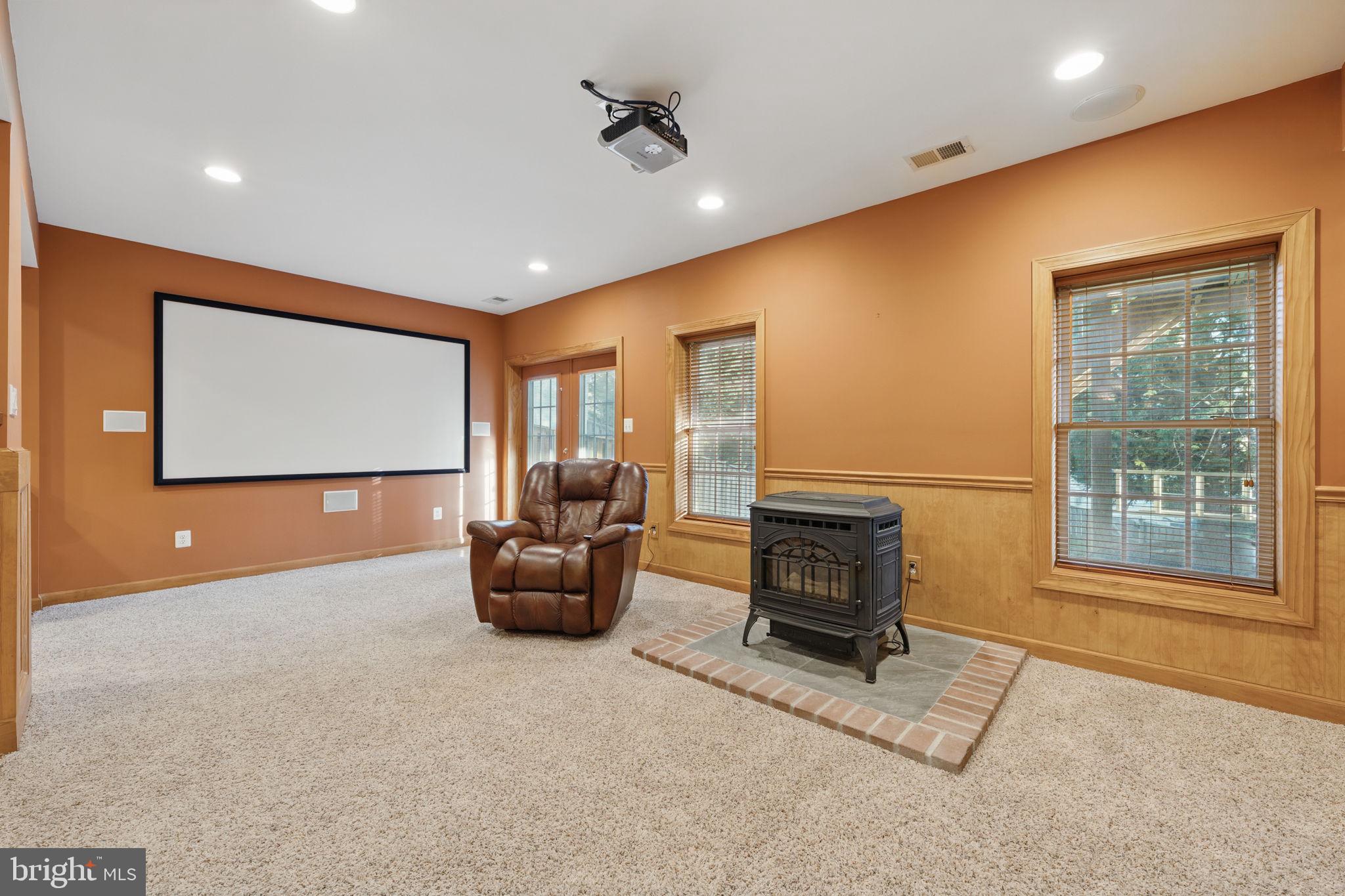 PRINCE WILLIAM TOWN CENTER - Residential