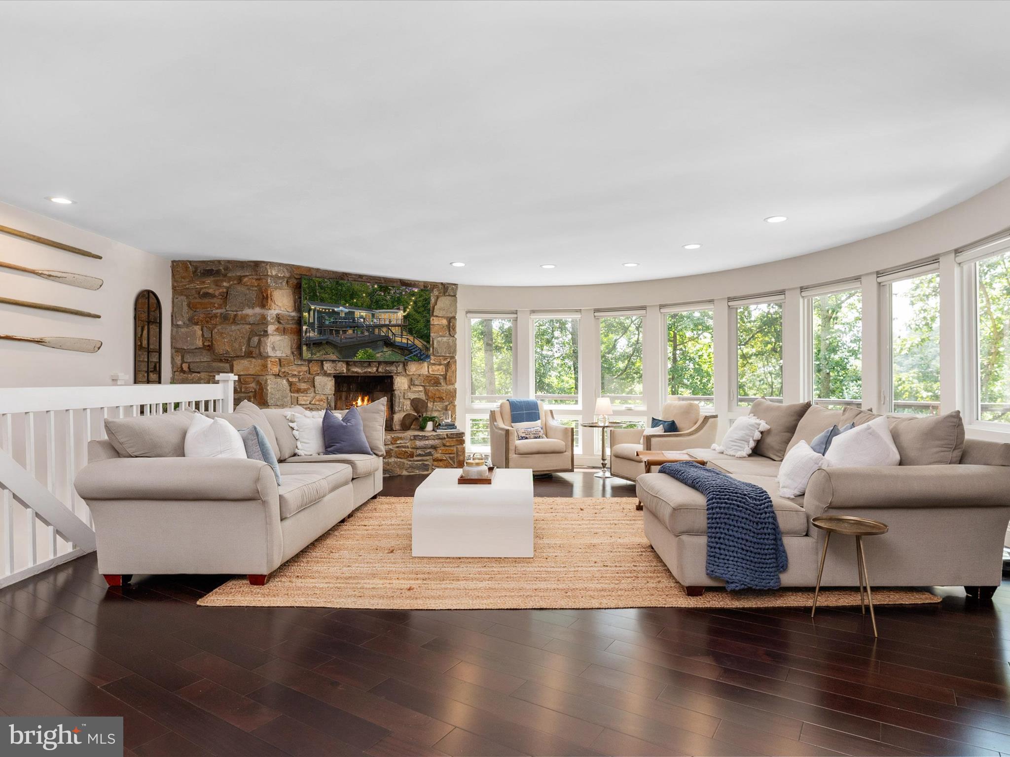 778 BON HAVEN DRIVE
