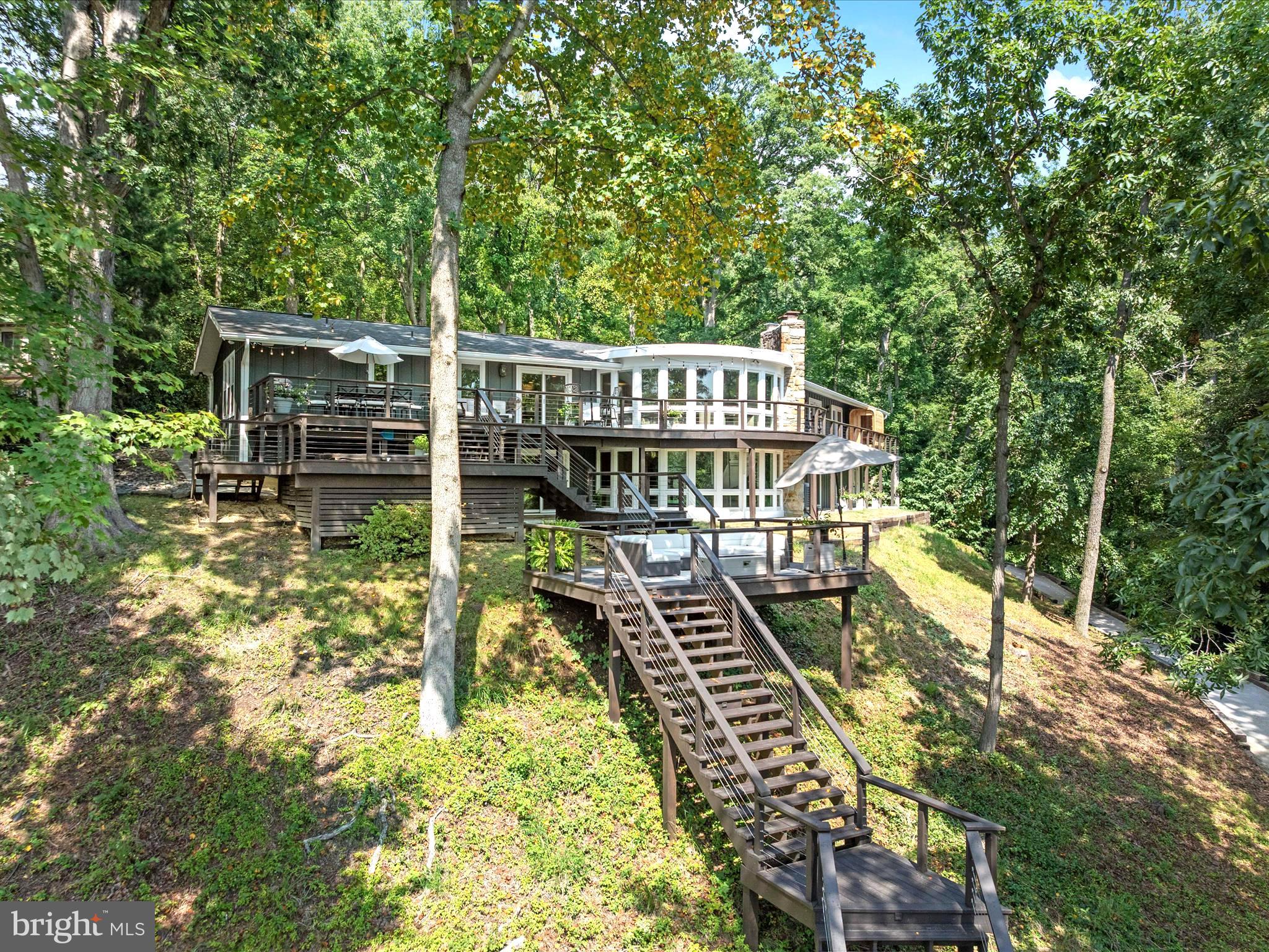 778 BON HAVEN DRIVE