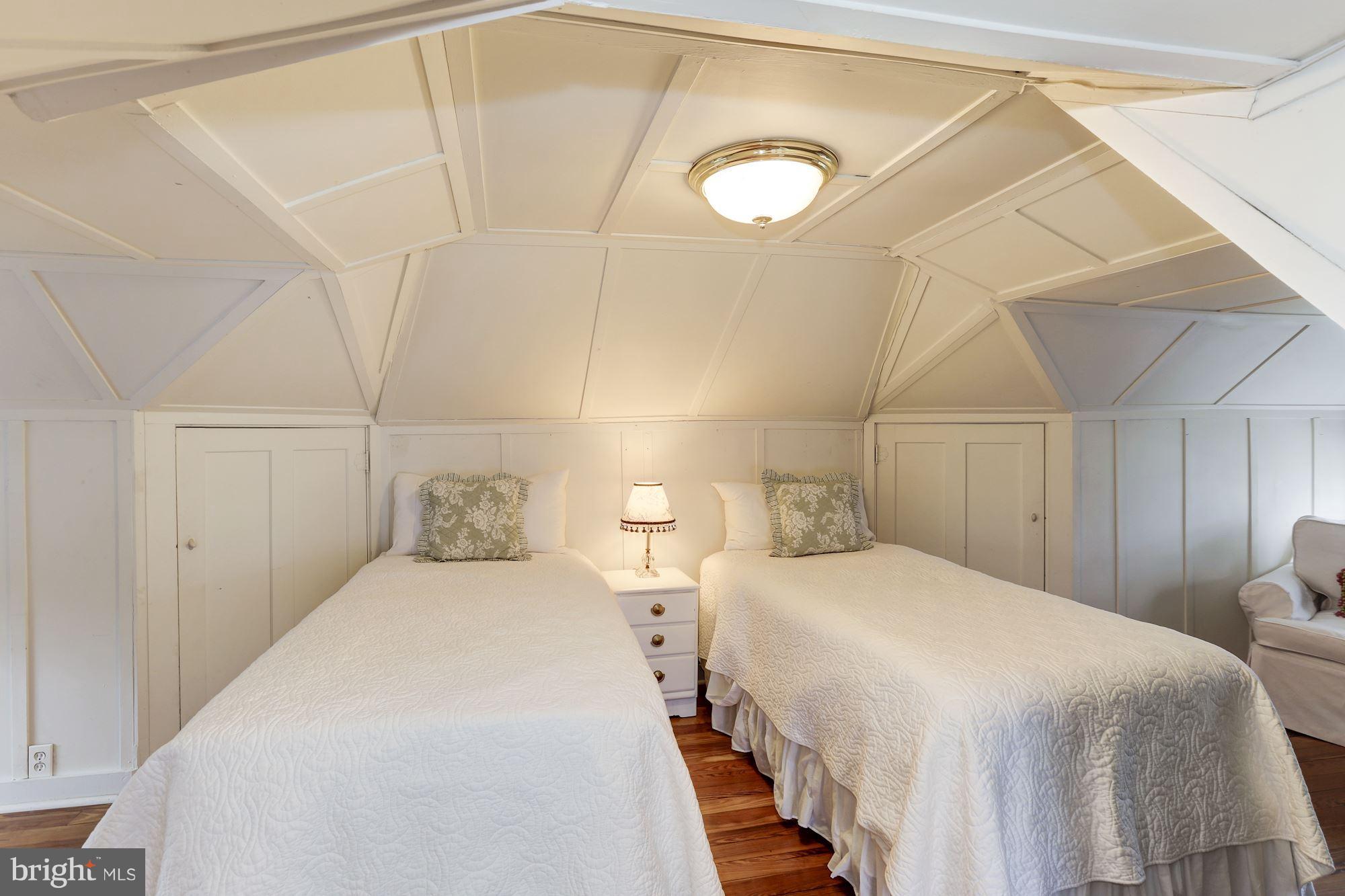 MURRAY HILL - Residential