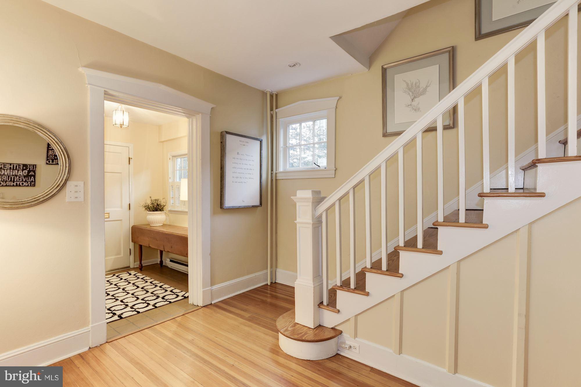 MURRAY HILL - Residential