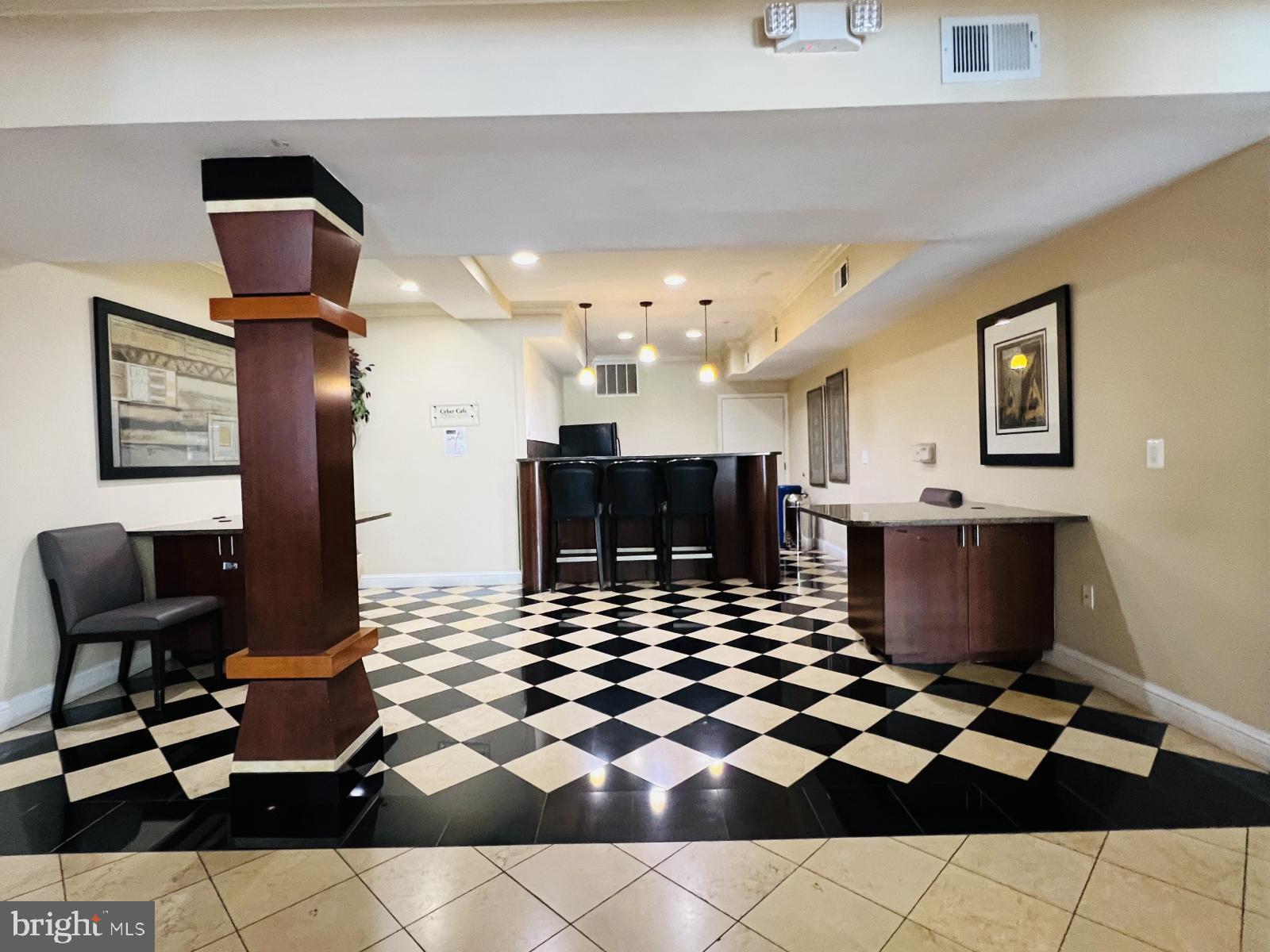 FITZ AT ROCKVILLE TOWN C - Residential