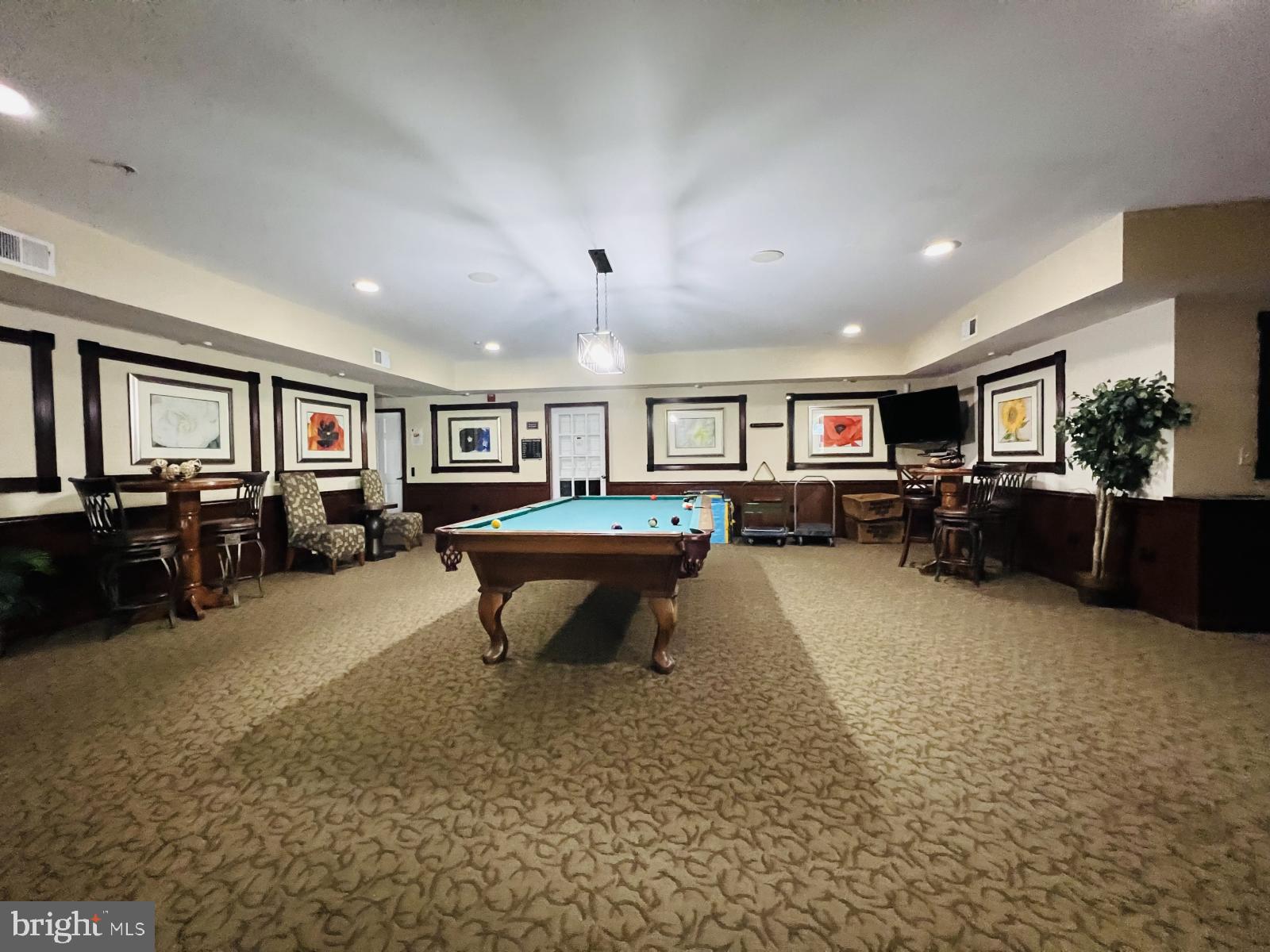 FITZ AT ROCKVILLE TOWN C - Residential