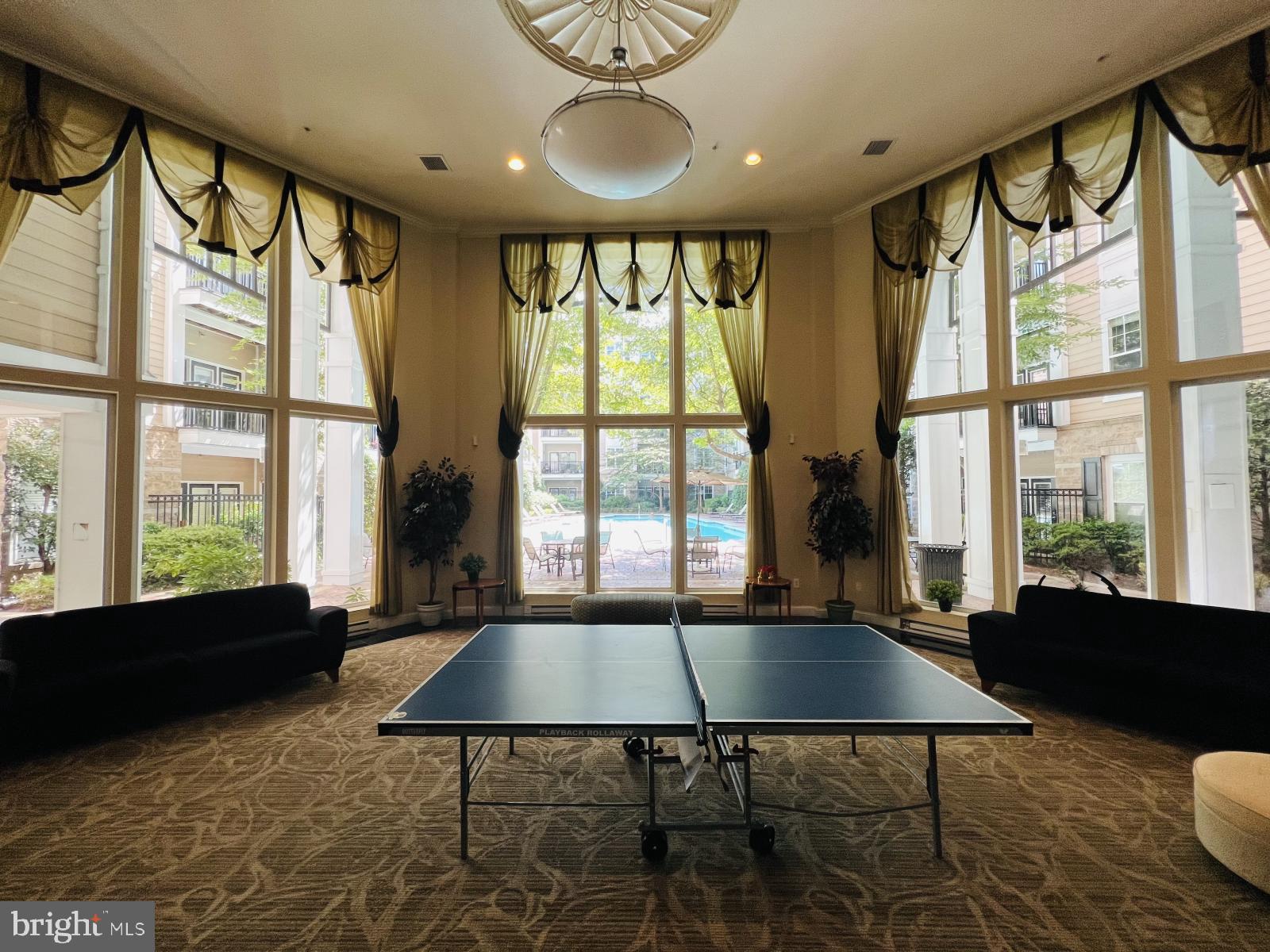 FITZ AT ROCKVILLE TOWN C - Residential