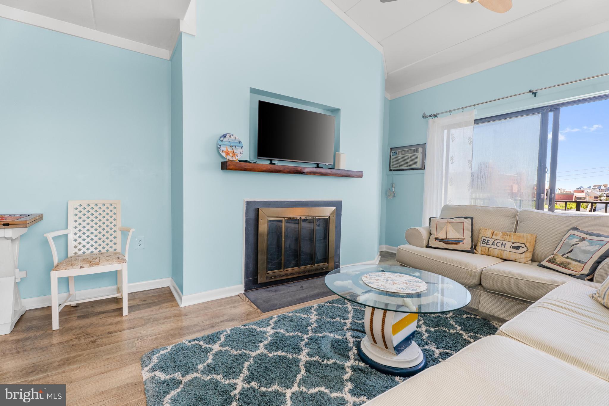 18 69TH STREET 12