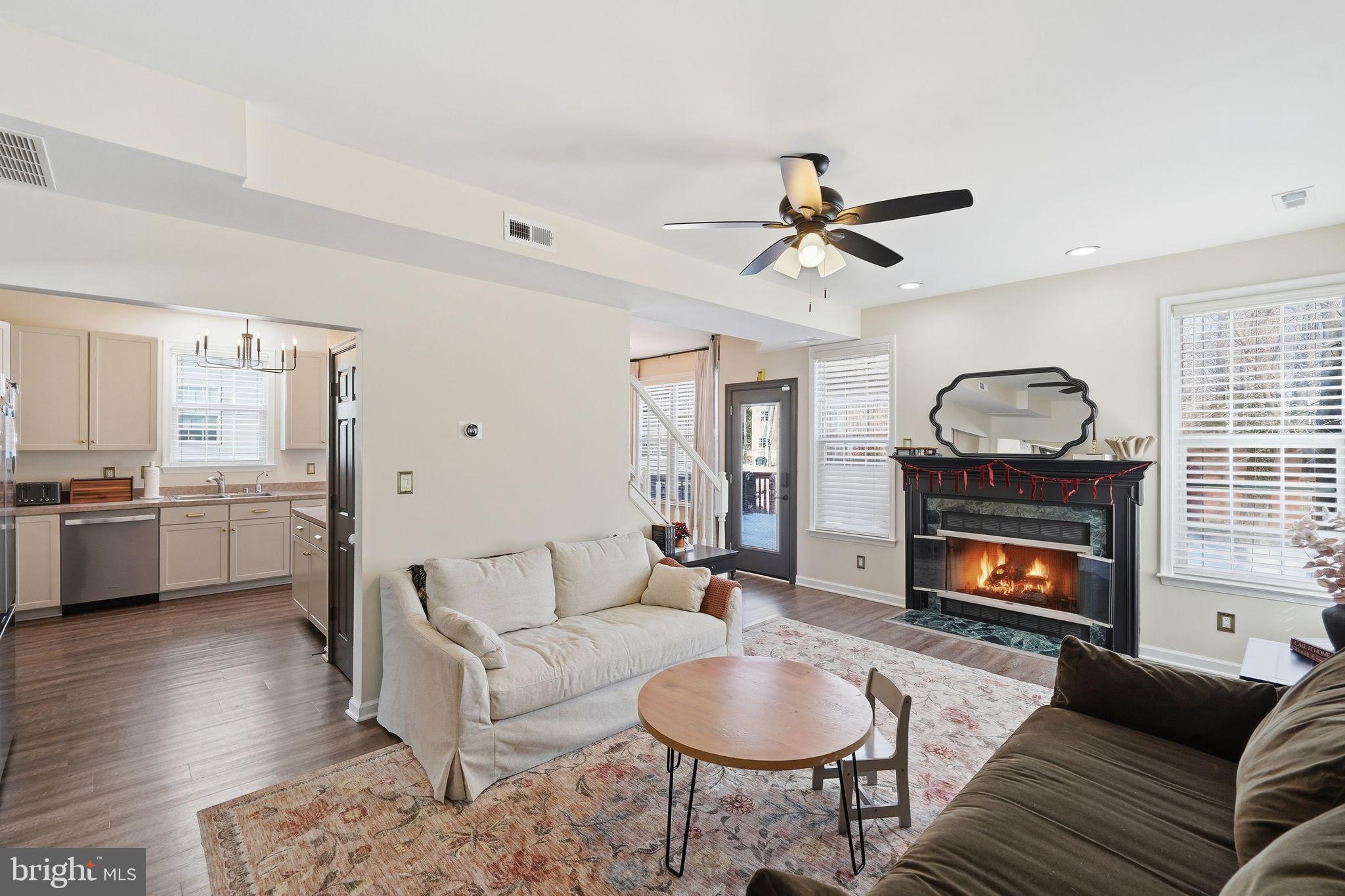 BACK BAY BEACH - Residential