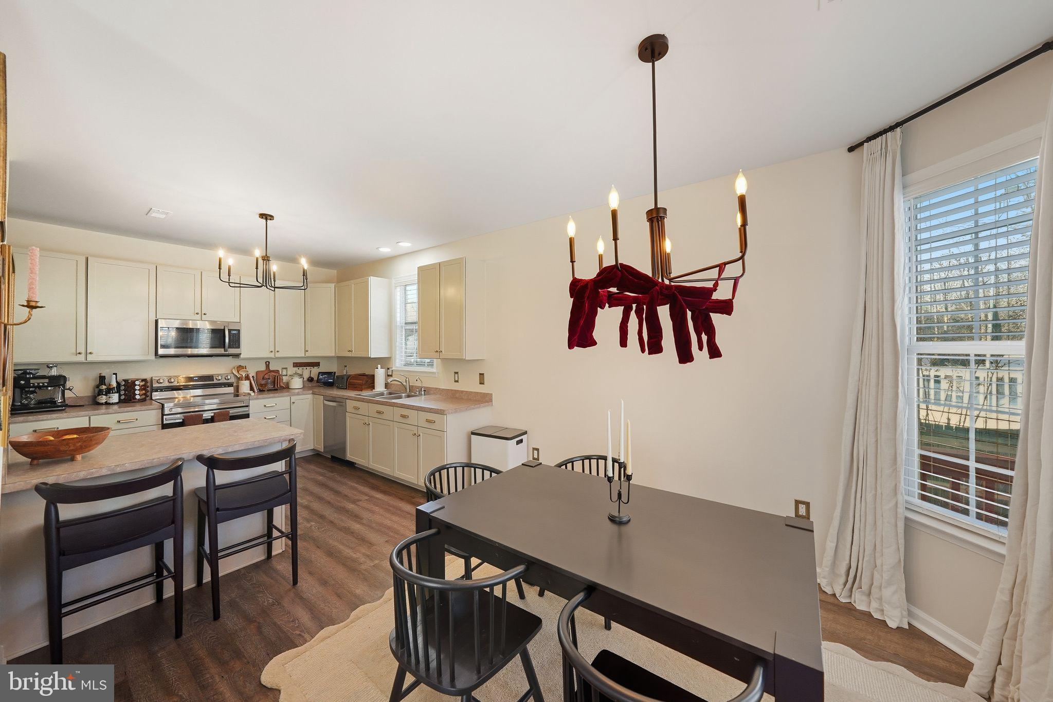 BACK BAY BEACH - Residential