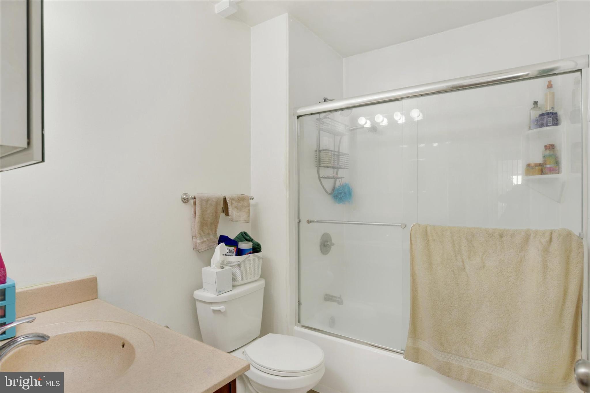 PINEBROOK - Residential