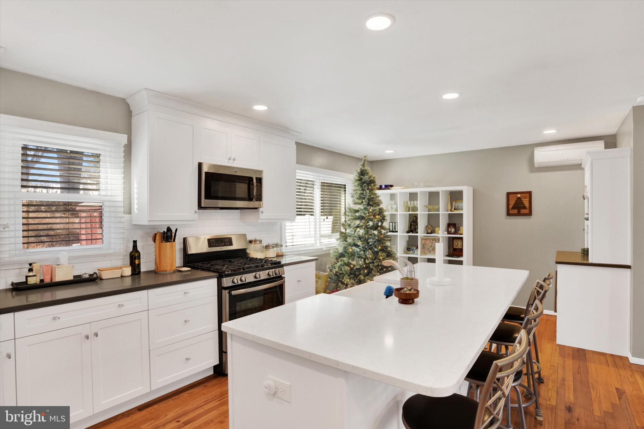 PINEBROOK - Residential