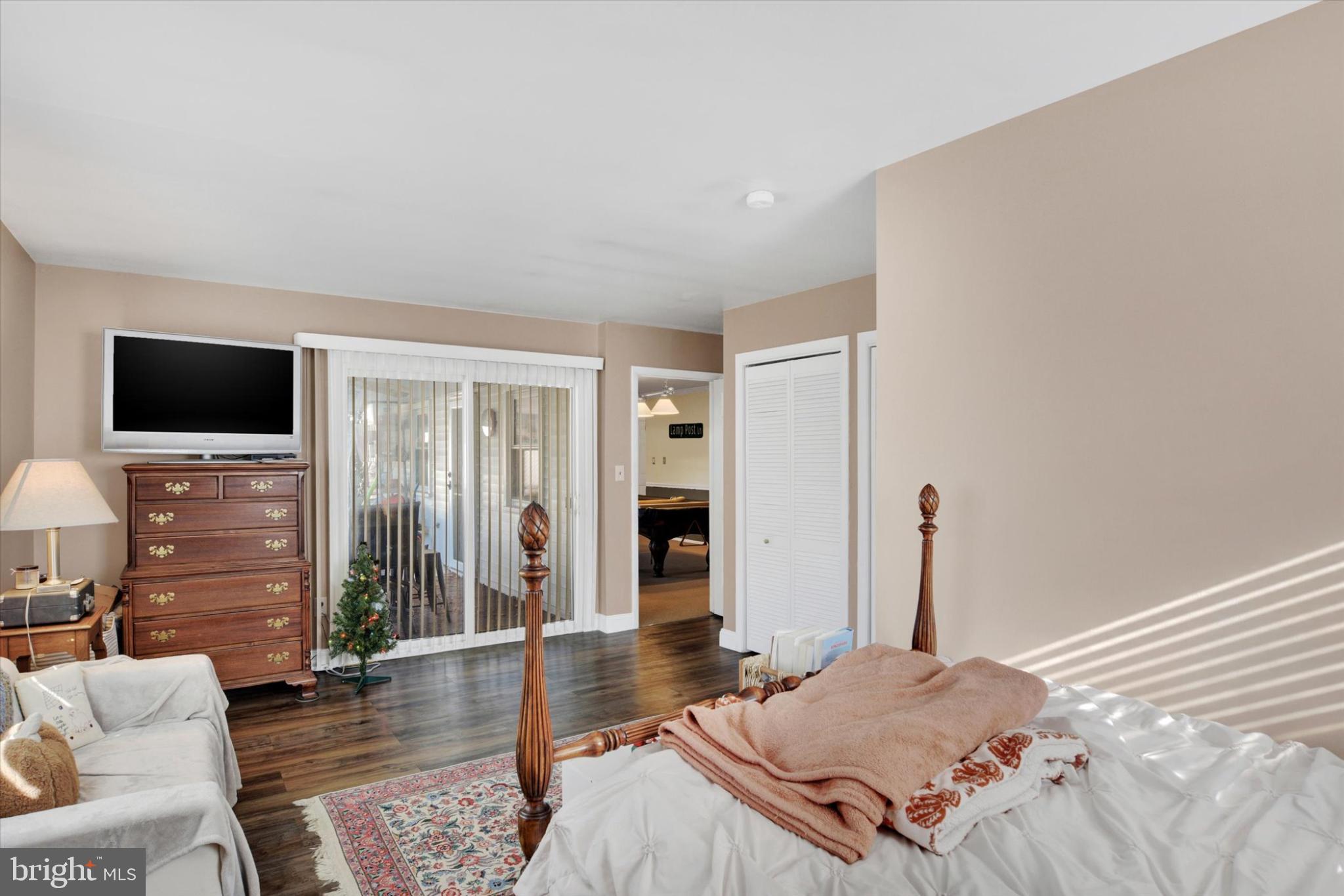 PINEBROOK - Residential