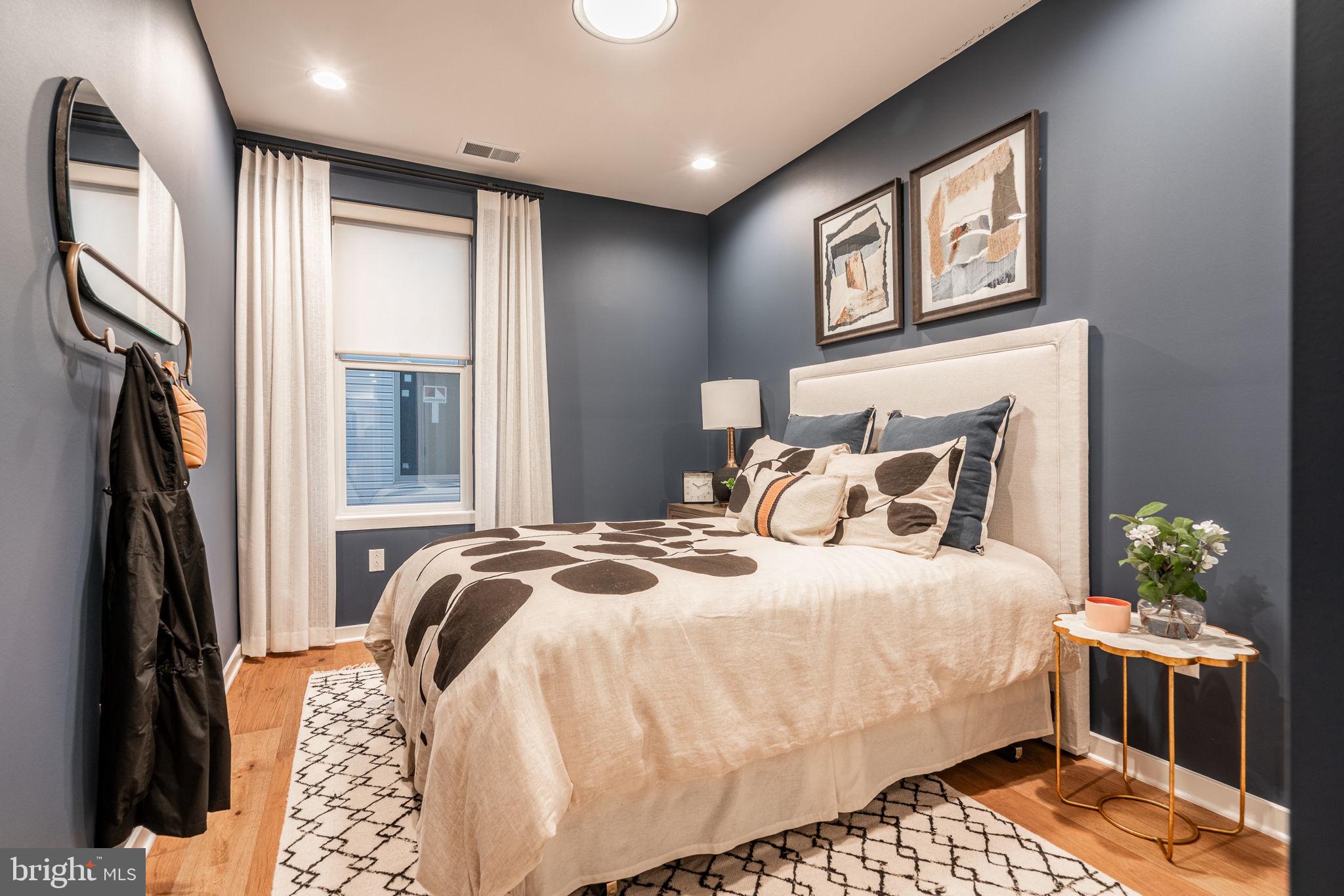 NORTHBANK - Residential