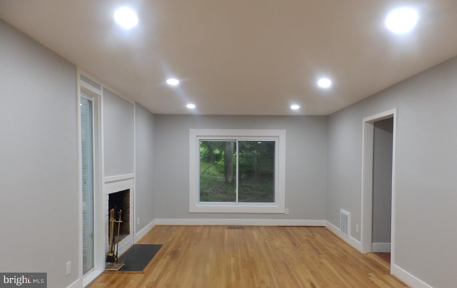 NEW MARK COMMONS - Residential