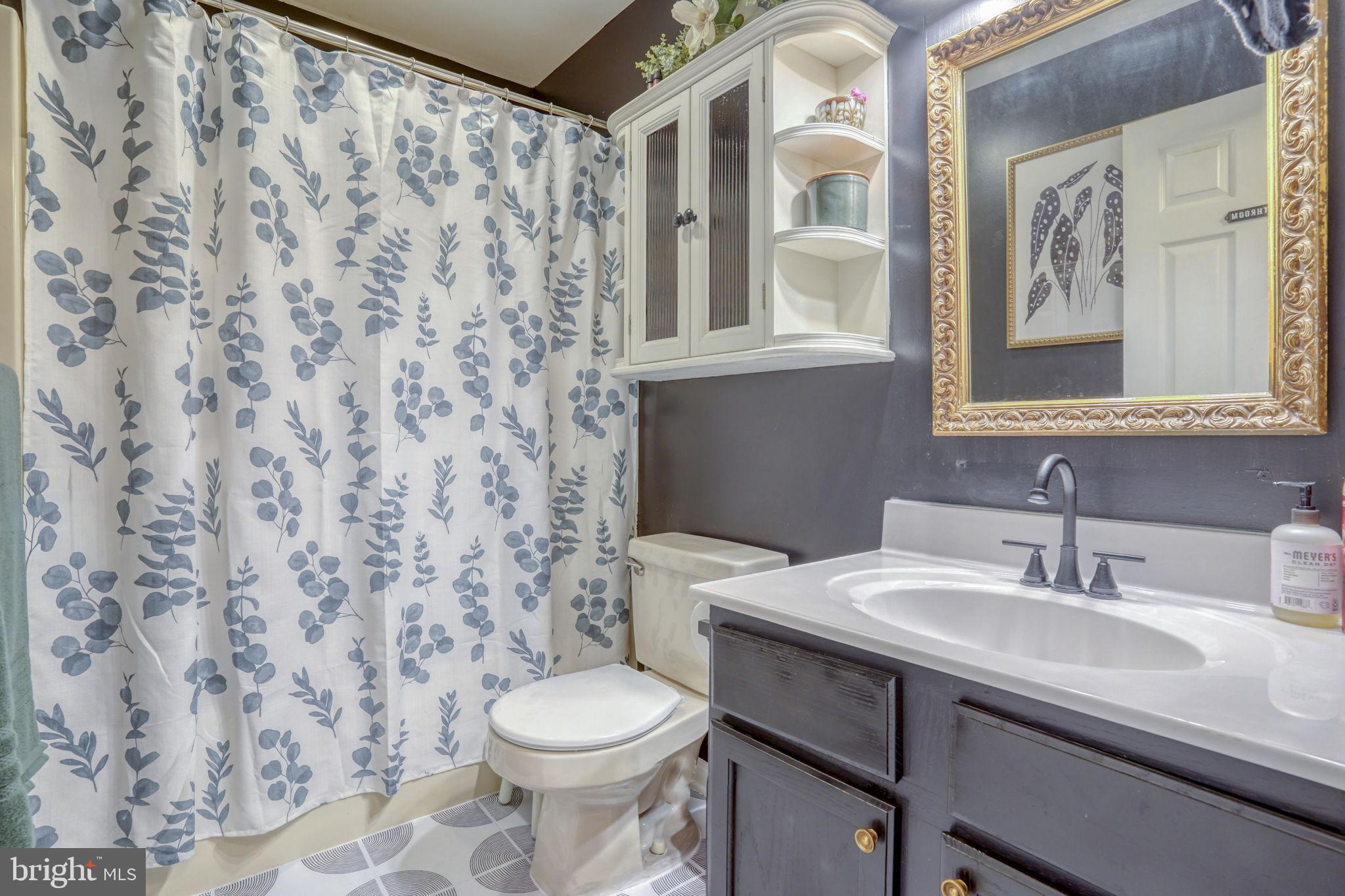 GRANDVIEW MEADOWS - Residential