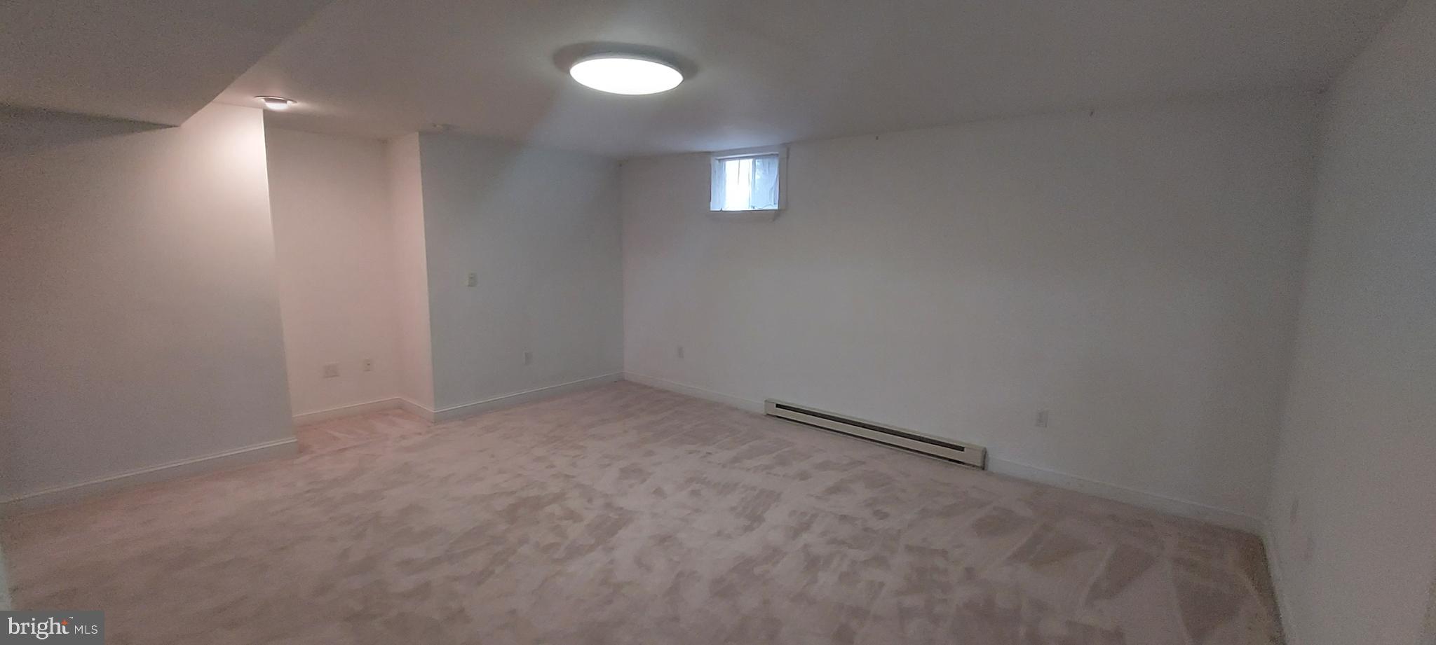 EMERALD FARM - Residential Lease