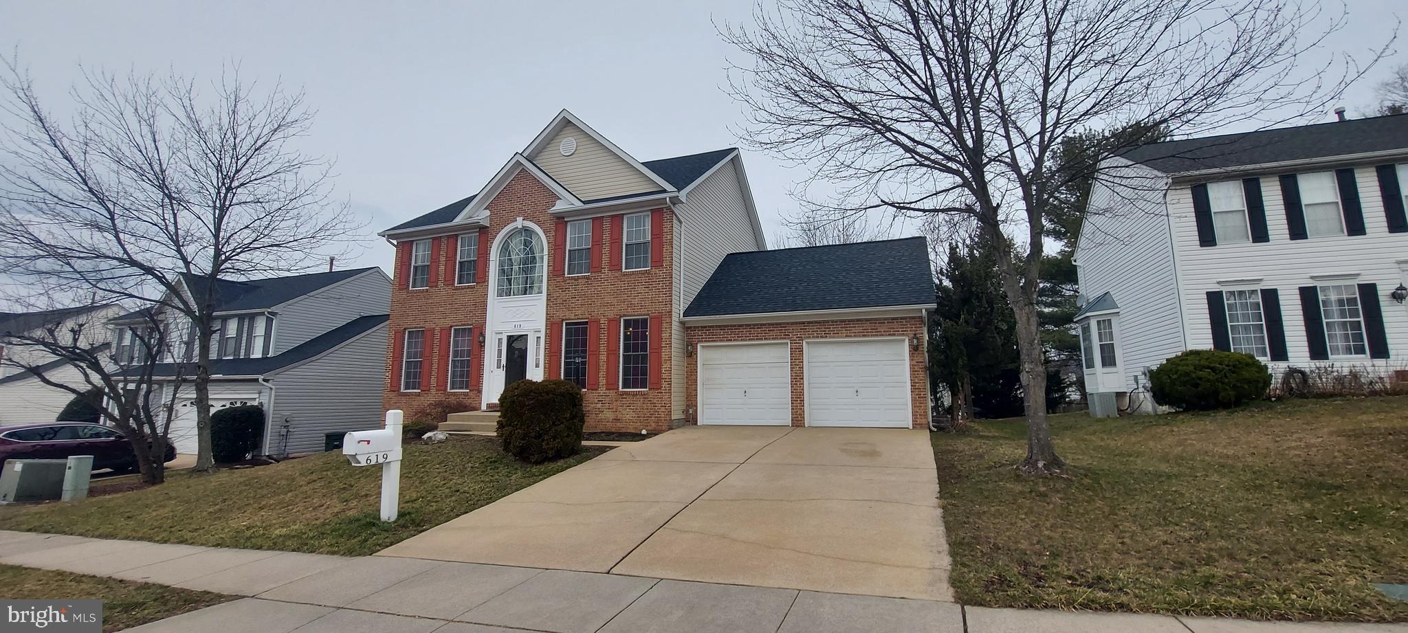 EMERALD FARM - Residential Lease