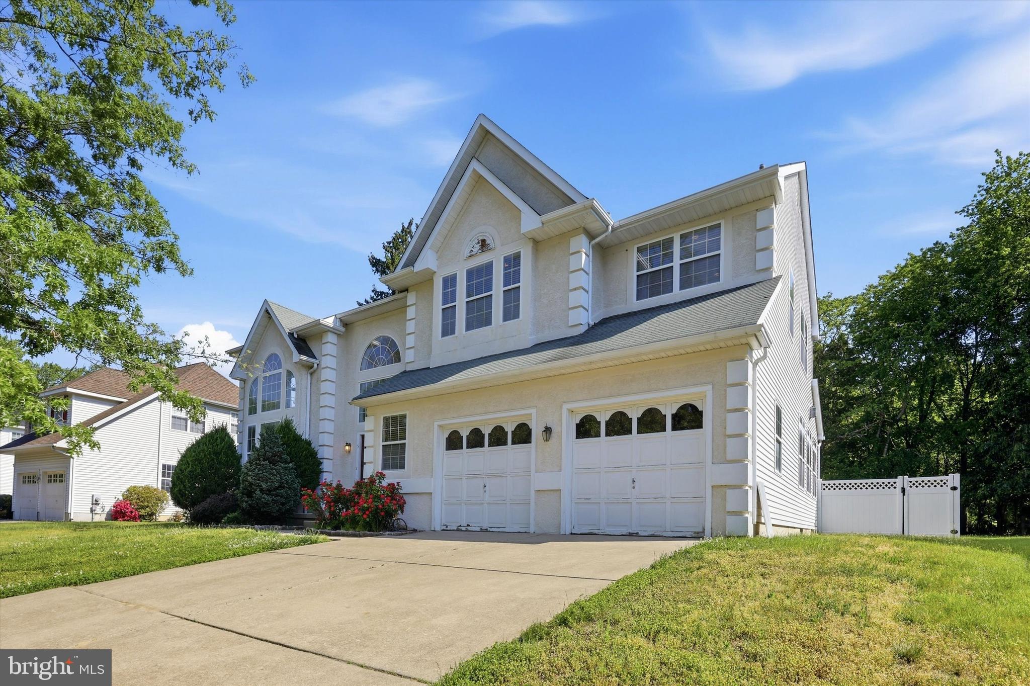 5 FARMINGHAM DRIVE