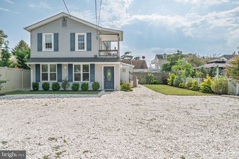 Photo of 112 E Pierson Avenue, SOMERS POINT, NJ 08244 (MLS # NJAC2020974)