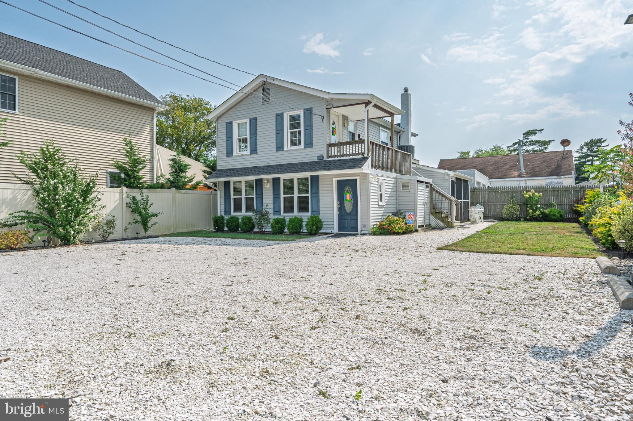 112 E PIERSON AVENUE