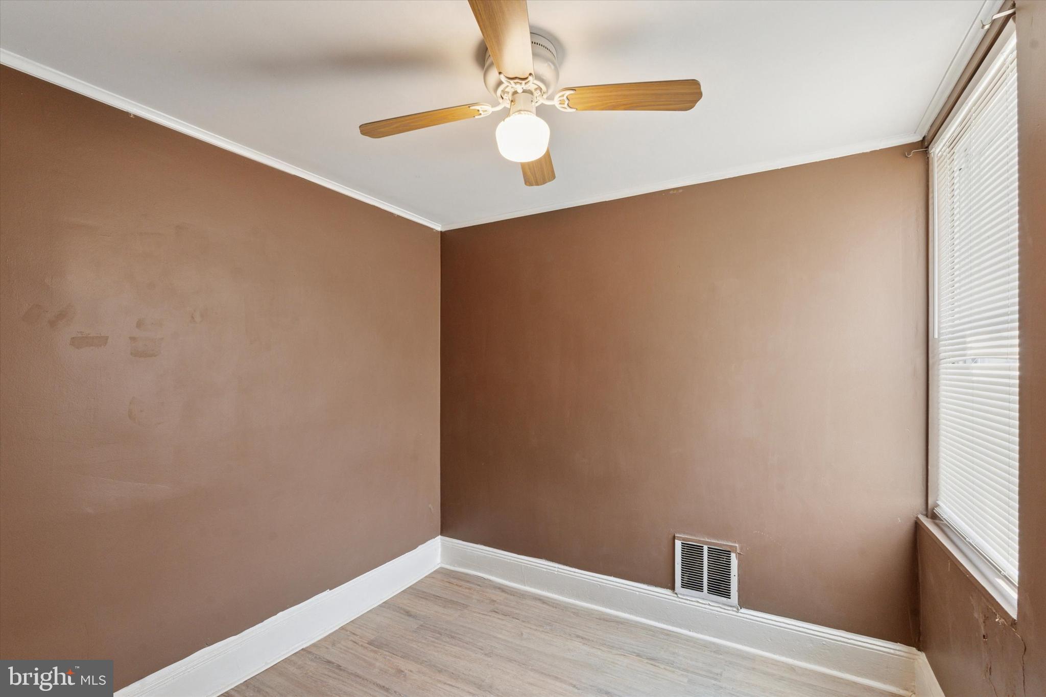 WHITMAN - Residential