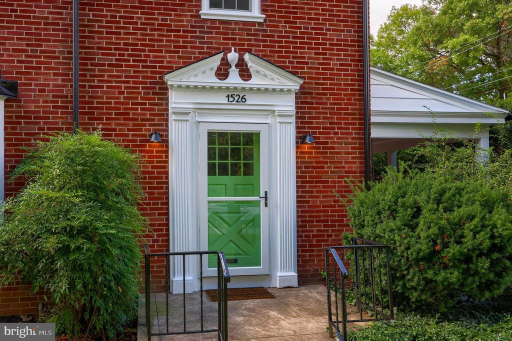 Photo of 1526 Esbenshade Road, Lancaster, PA 17601 (MLS # PALA2039736)