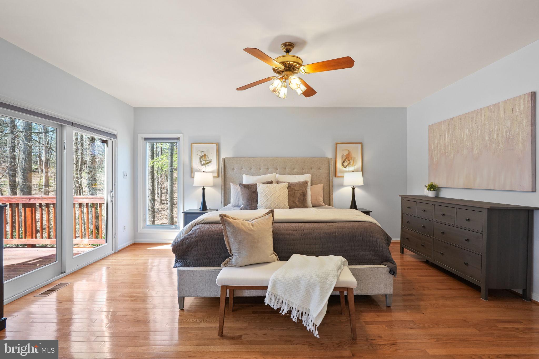 CROSSPOINTE - Residential