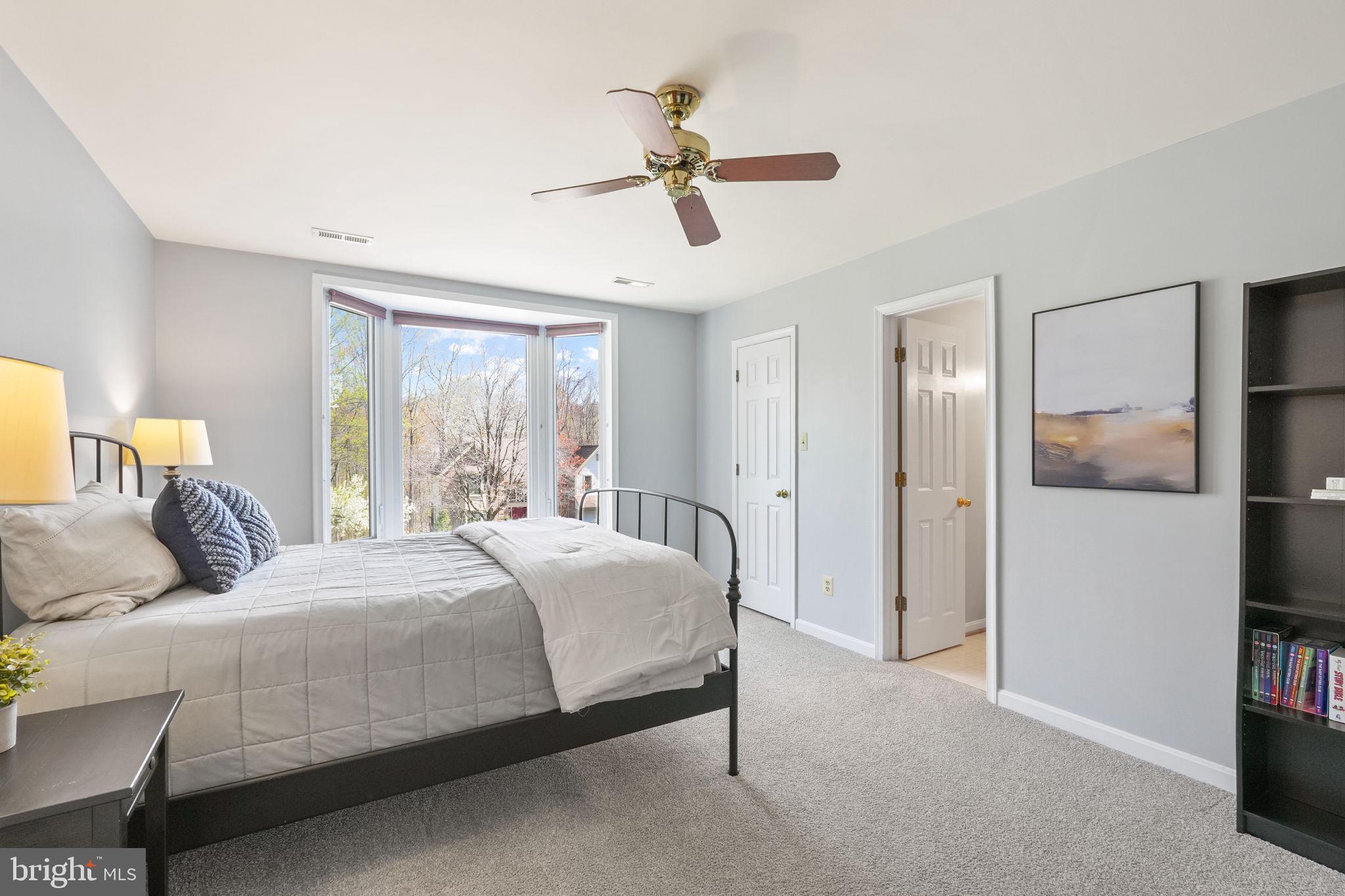 CROSSPOINTE - Residential