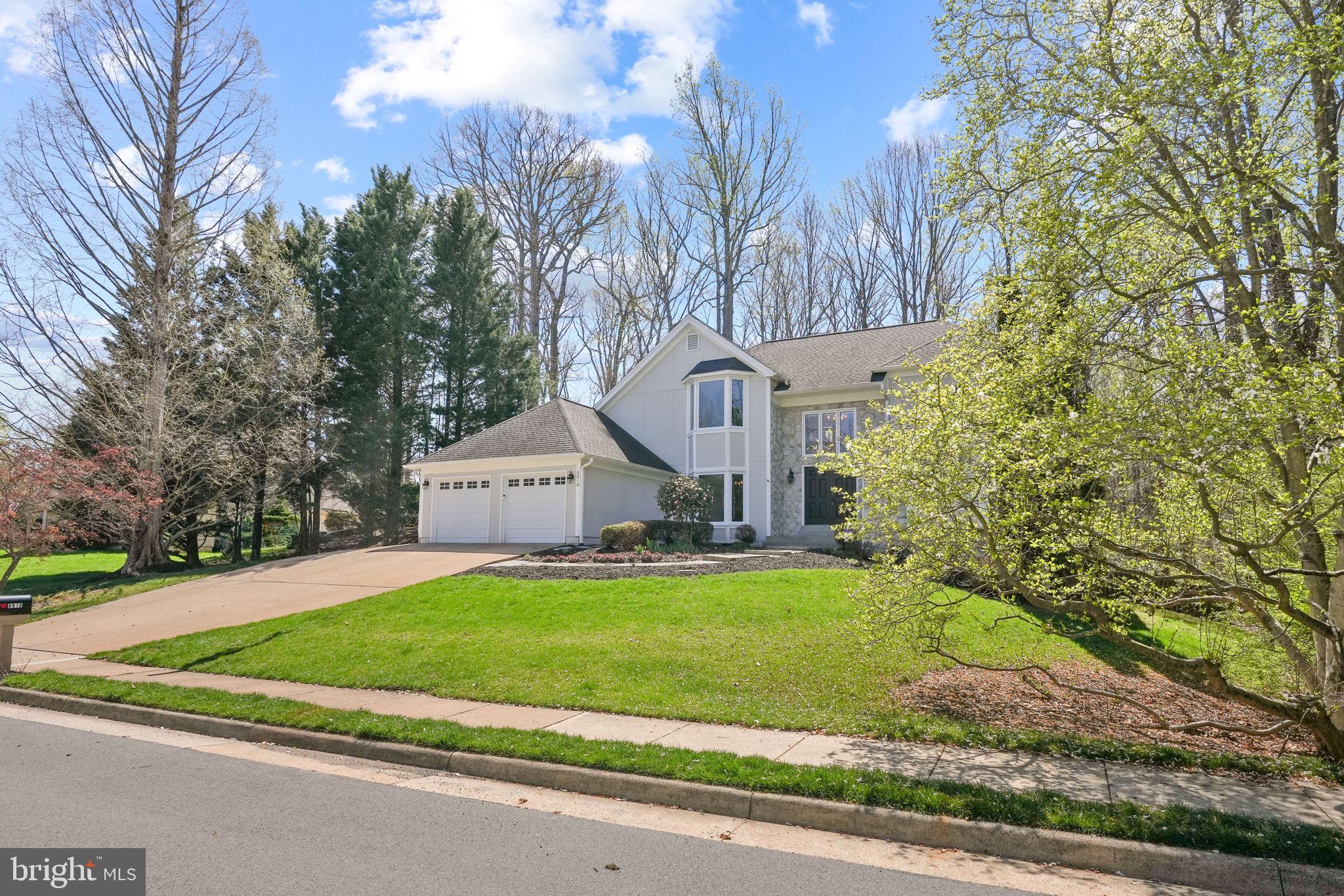 CROSSPOINTE - Residential