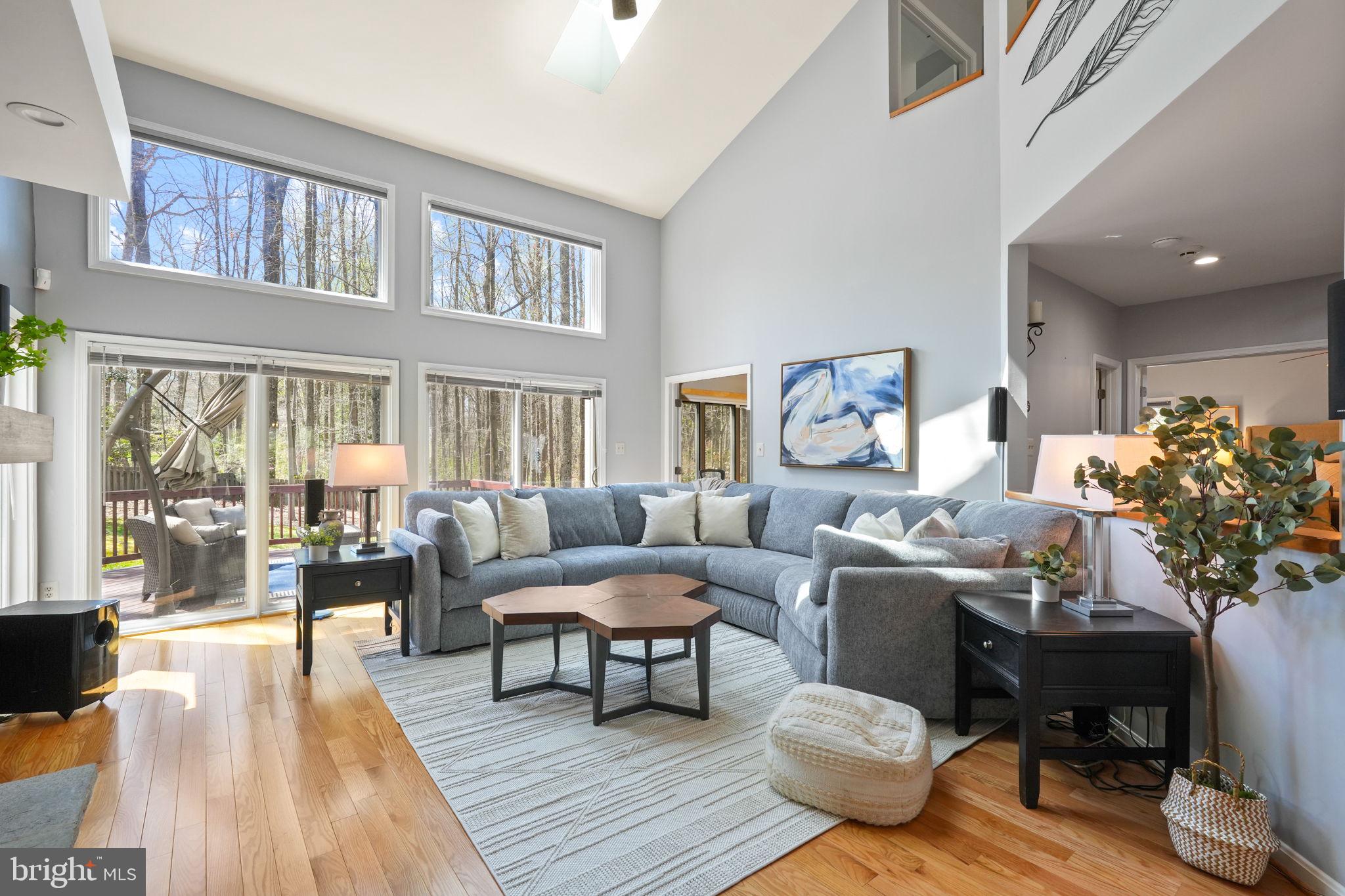 CROSSPOINTE - Residential