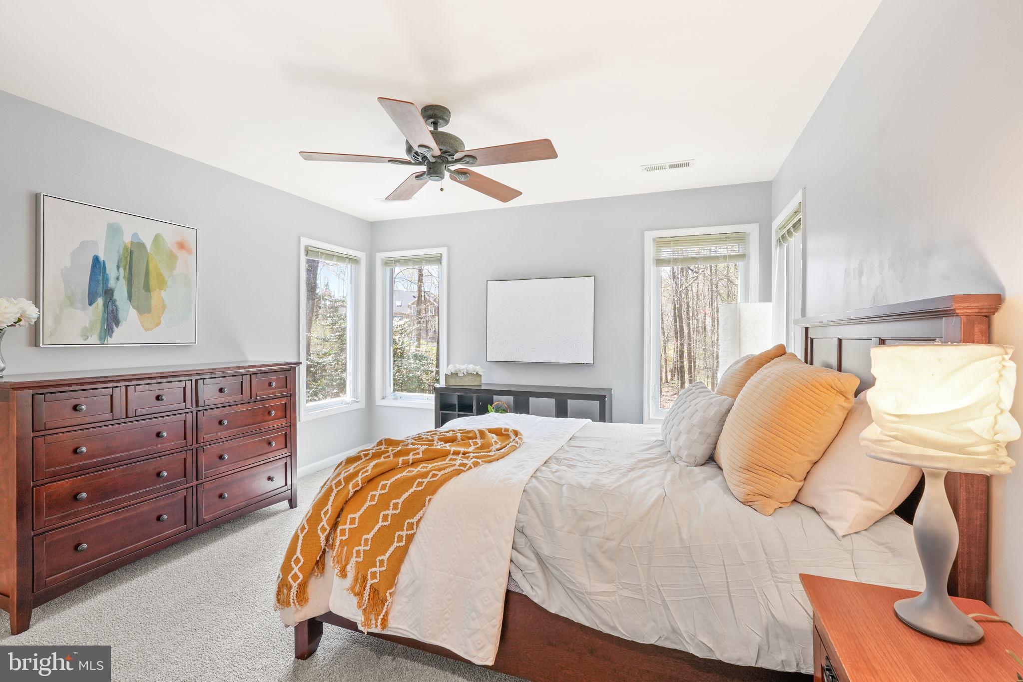 CROSSPOINTE - Residential