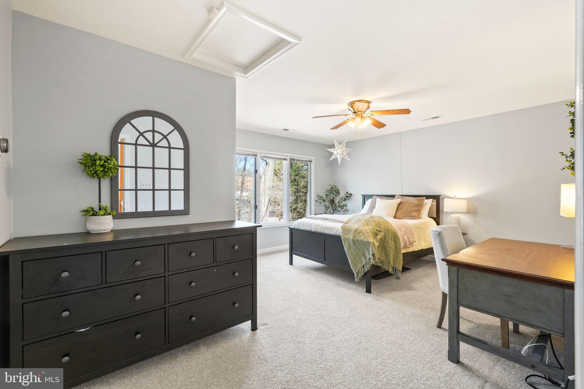 CROSSPOINTE - Residential