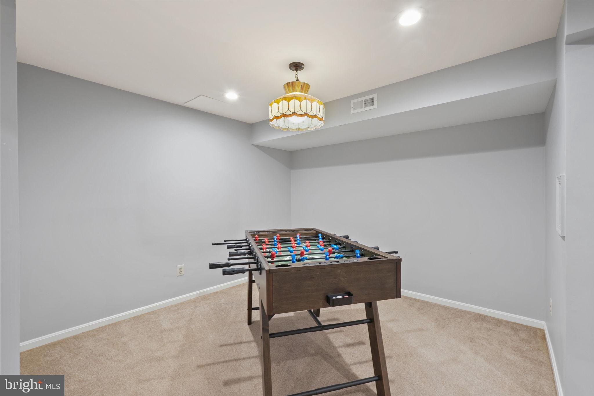 CROSSPOINTE - Residential