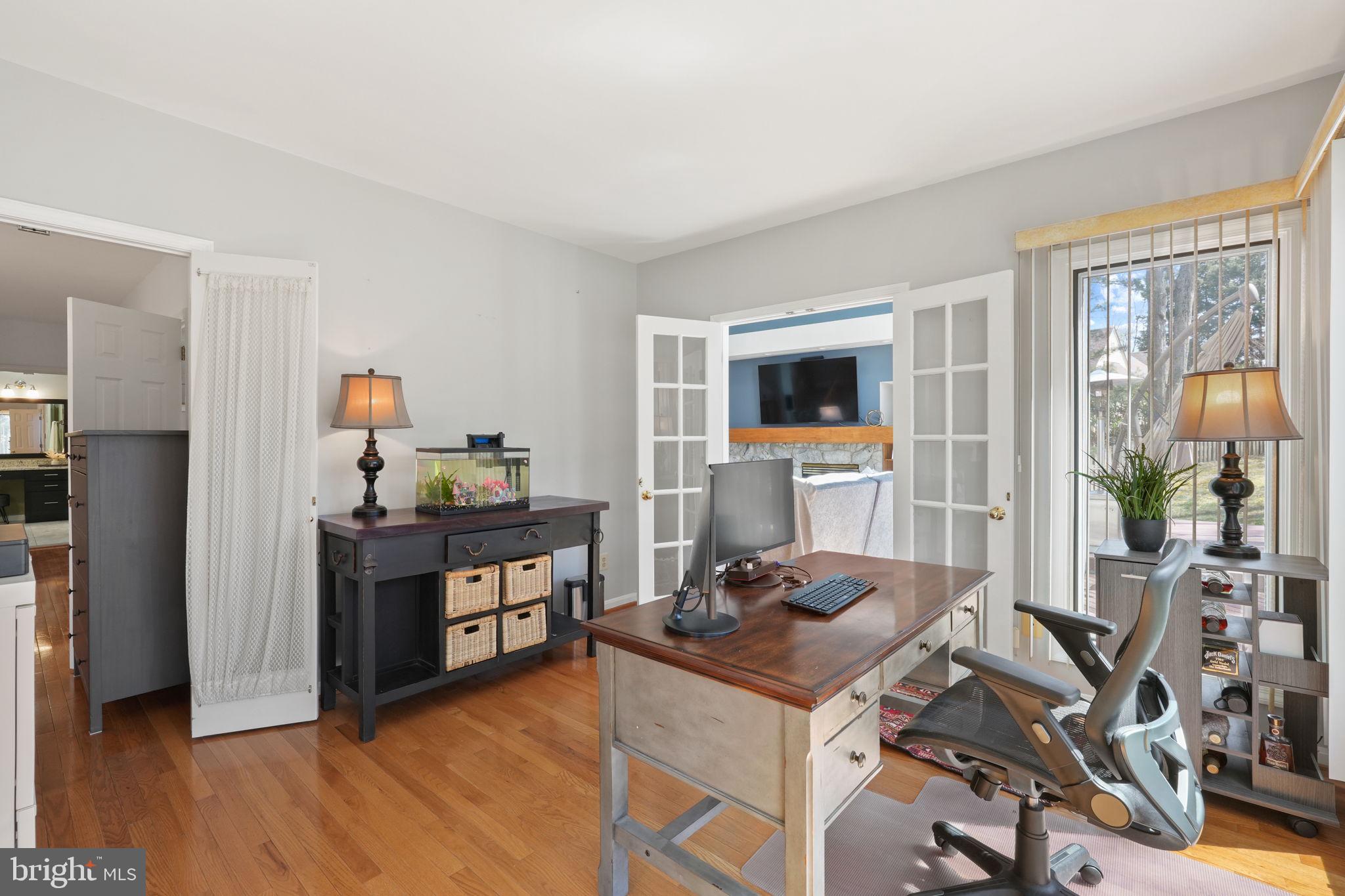 CROSSPOINTE - Residential